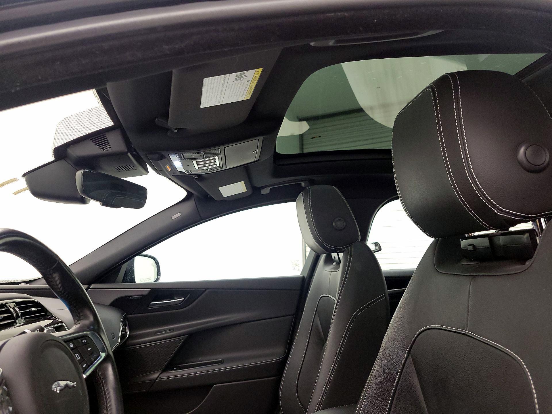 Thumbnail: 2019 Jaguar XE - 18