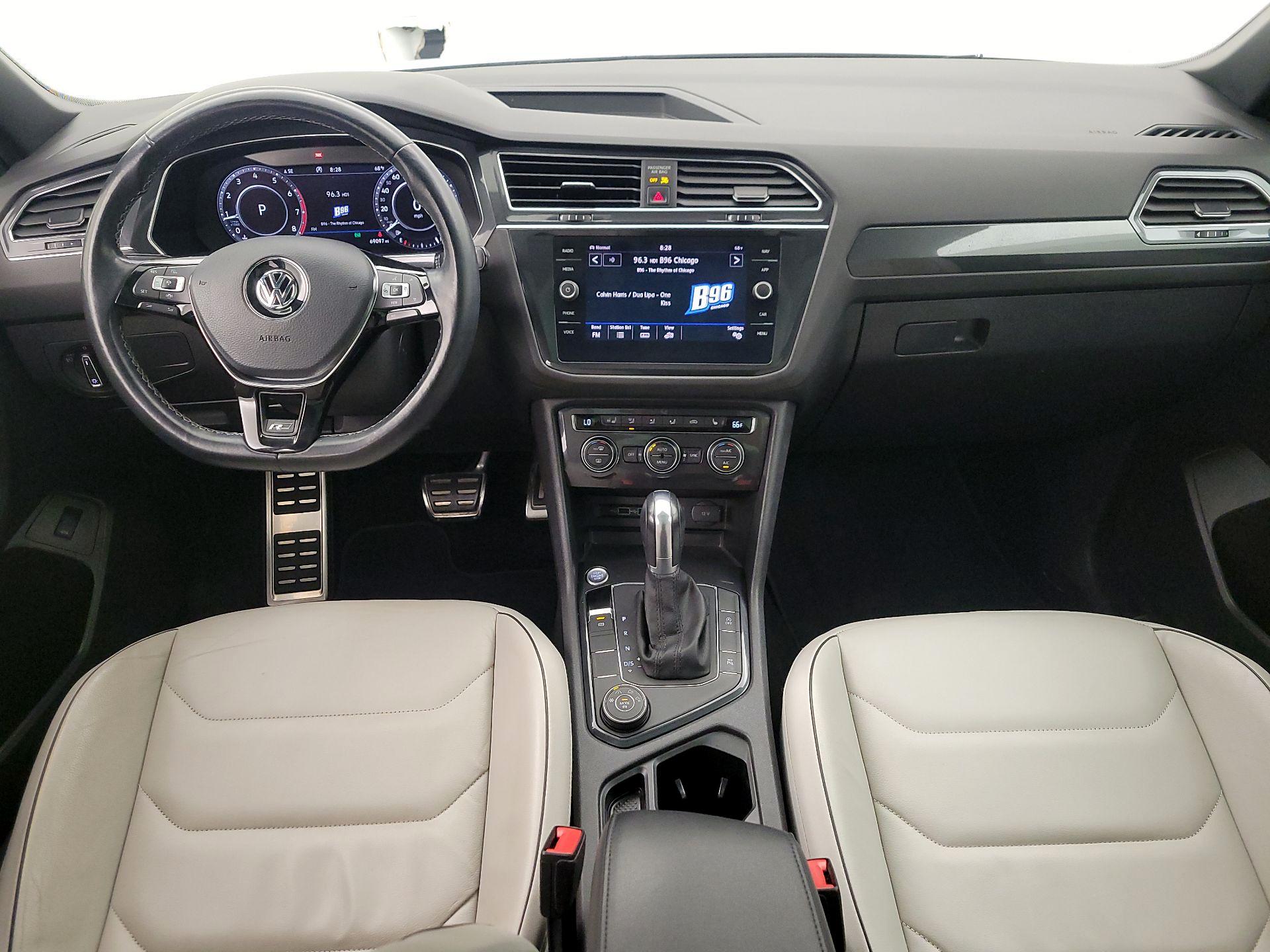 Thumbnail: 2019 Volkswagen Tiguan - 9