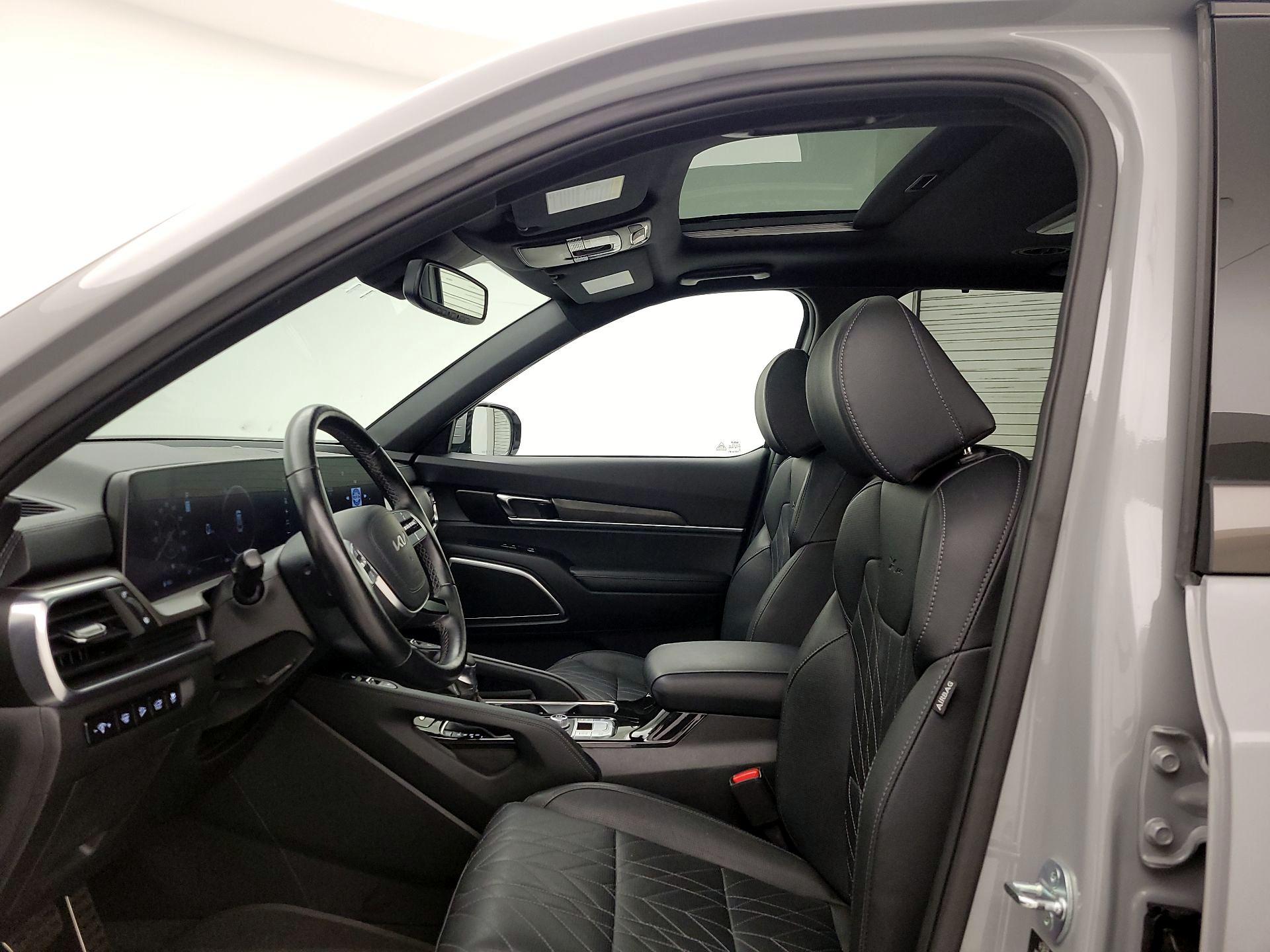 Thumbnail: 2023 Kia Telluride - 20
