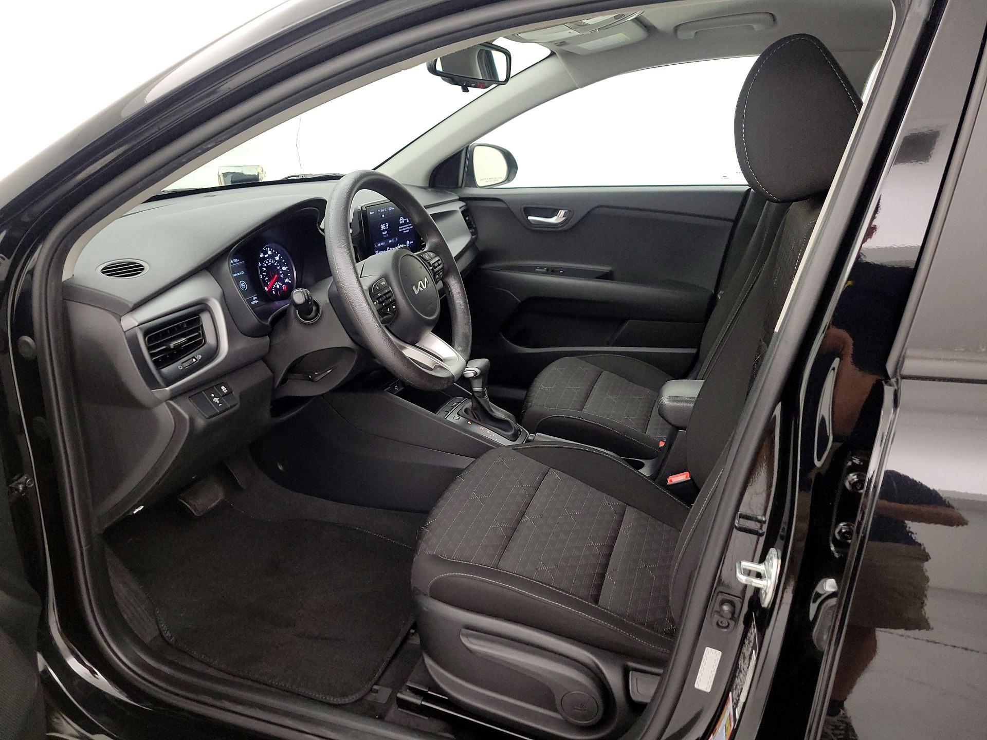 Thumbnail: 2023 Kia Rio - 11
