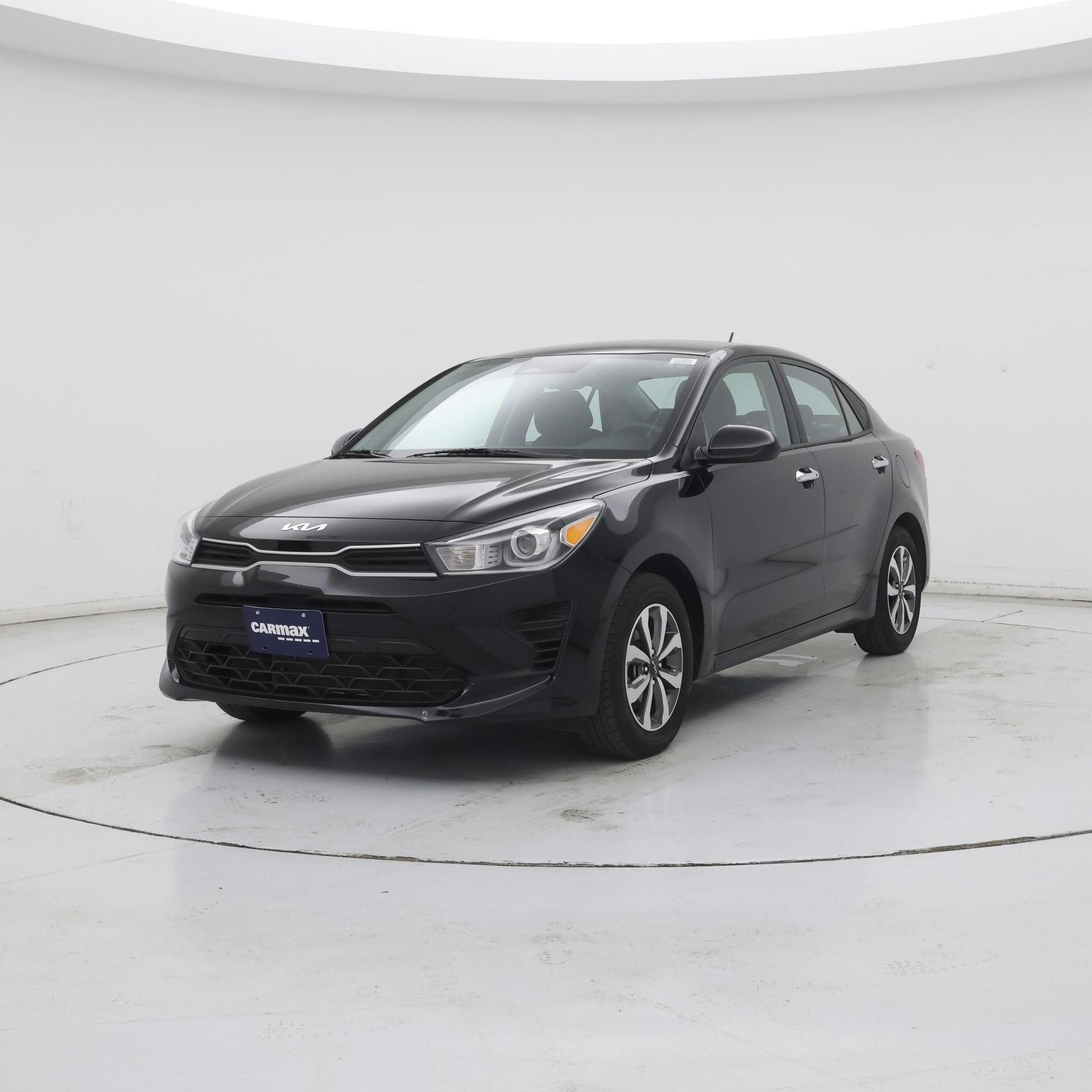 Thumbnail: 2023 Kia Rio - 4