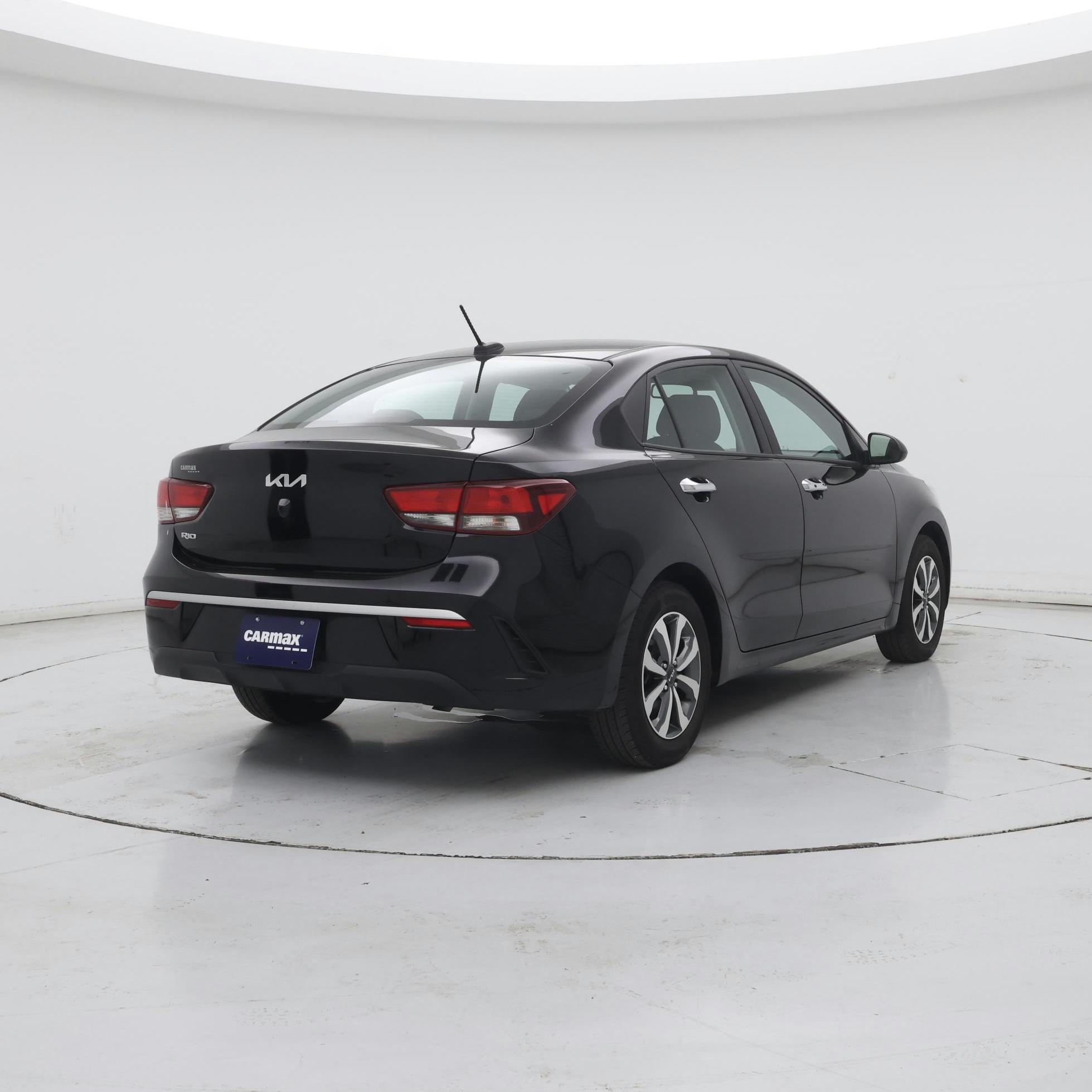 Thumbnail: 2023 Kia Rio - 8