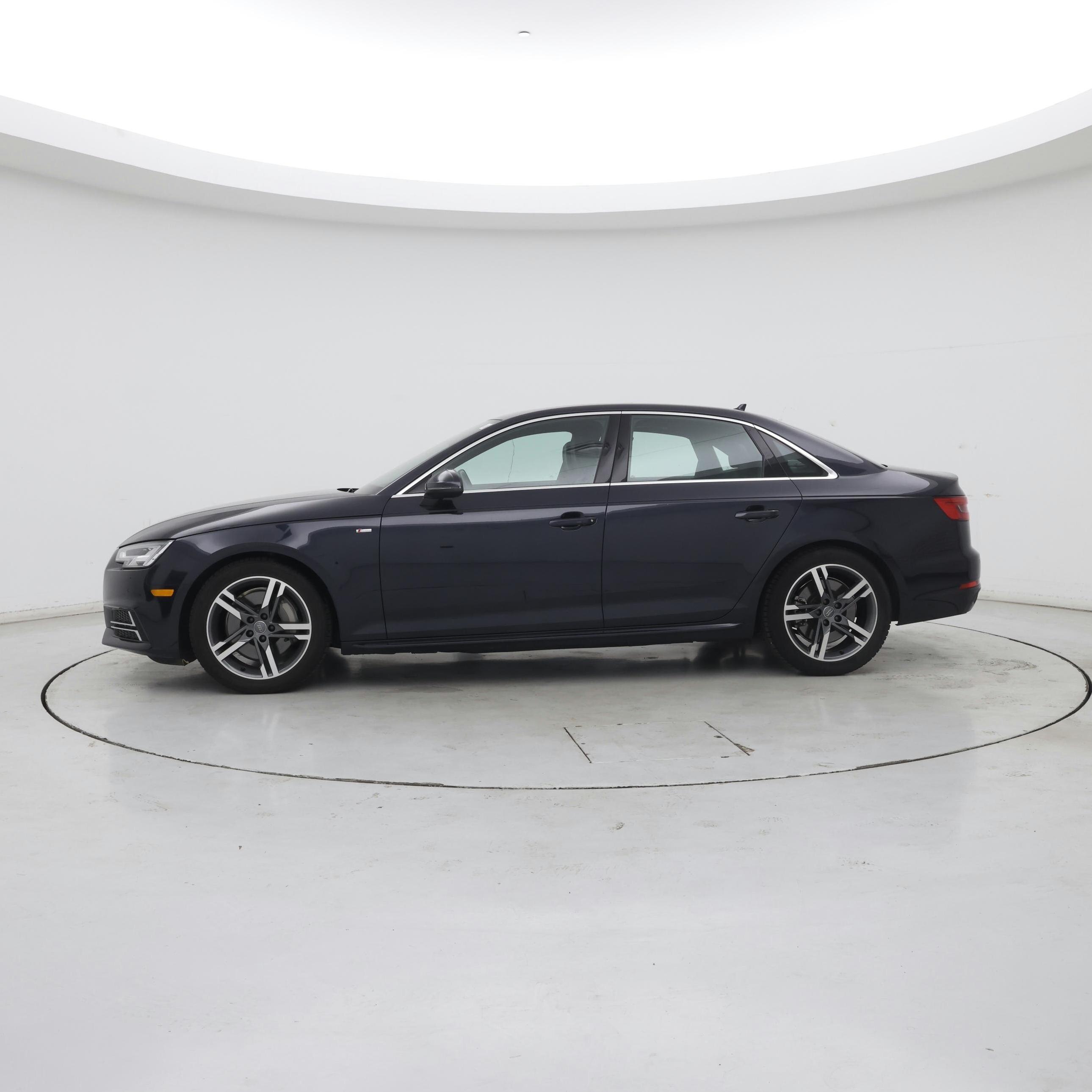 Thumbnail: 2017 Audi A4 - 3