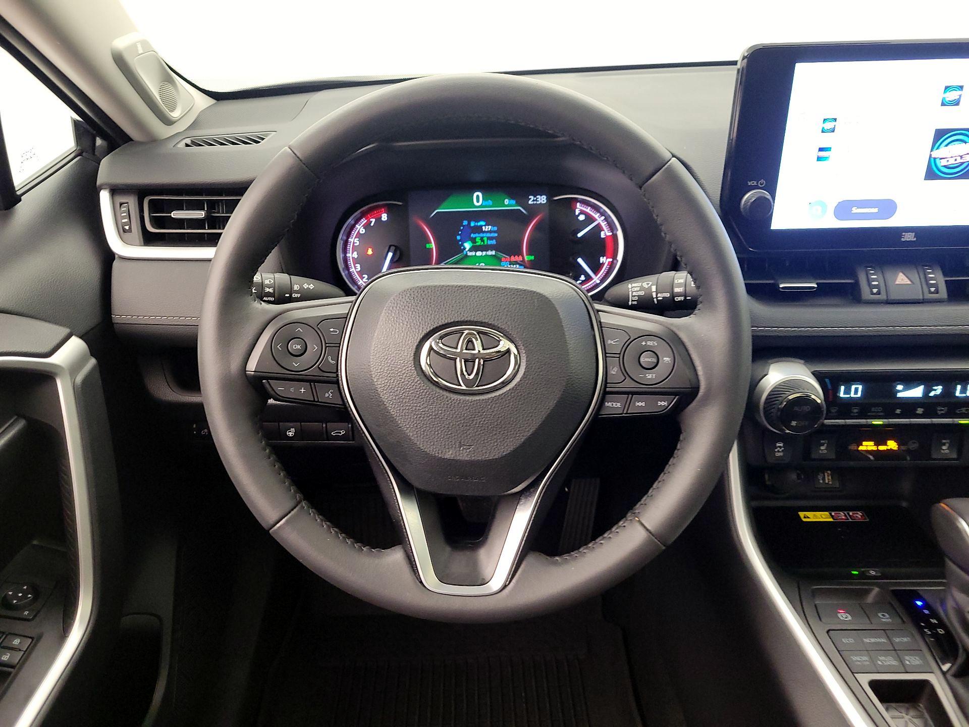 Thumbnail: 2024 Toyota RAV4 - 10