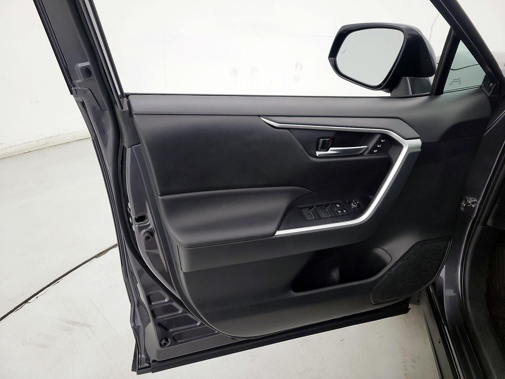 Thumbnail: 2024 Toyota RAV4 - 12