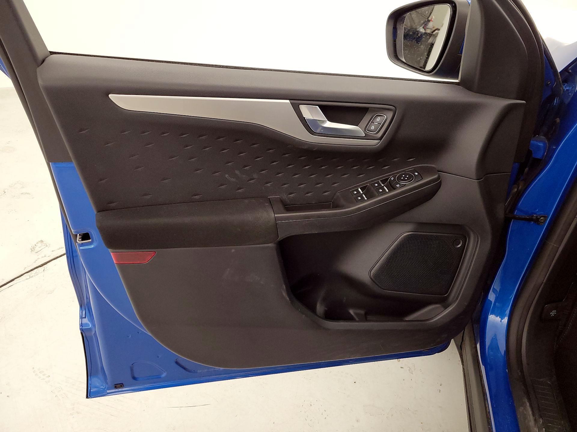 Thumbnail: 2020 Ford Escape - 12