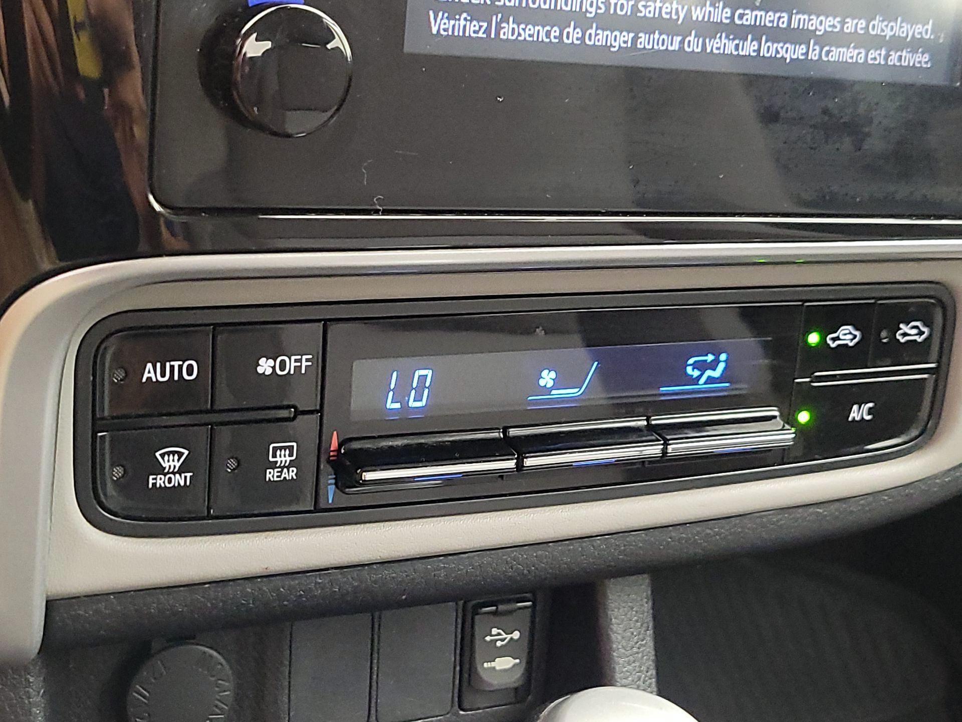Thumbnail: 2019 Toyota Corolla - 16