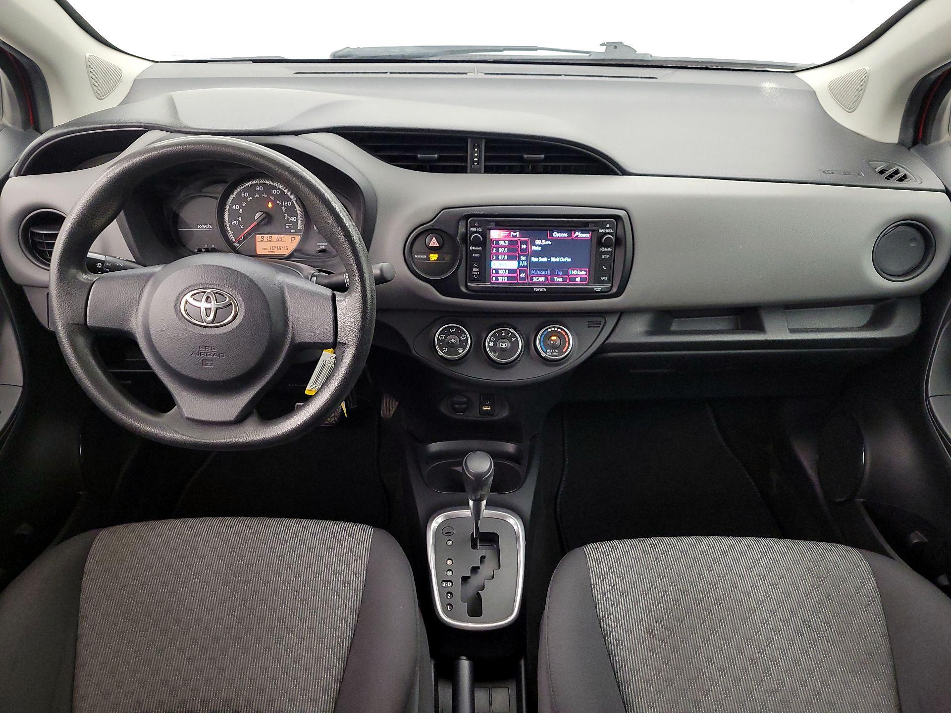 Thumbnail: 2015 Toyota Yaris - 9