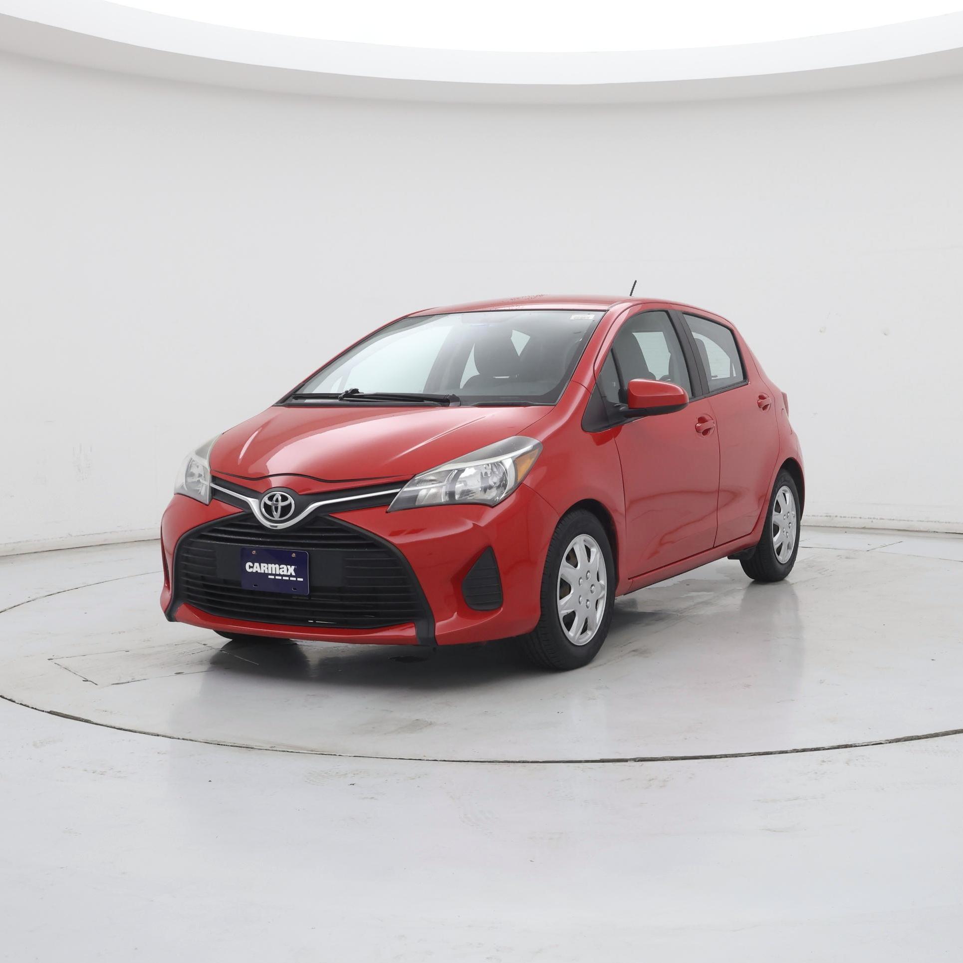 Thumbnail: 2015 Toyota Yaris - 4