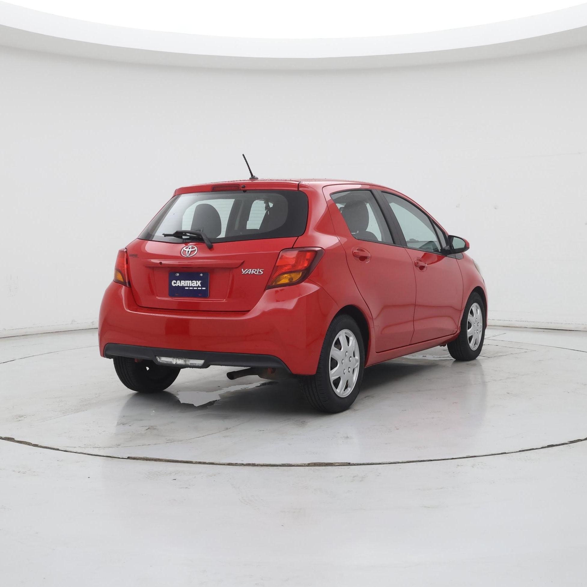 Thumbnail: 2015 Toyota Yaris - 8