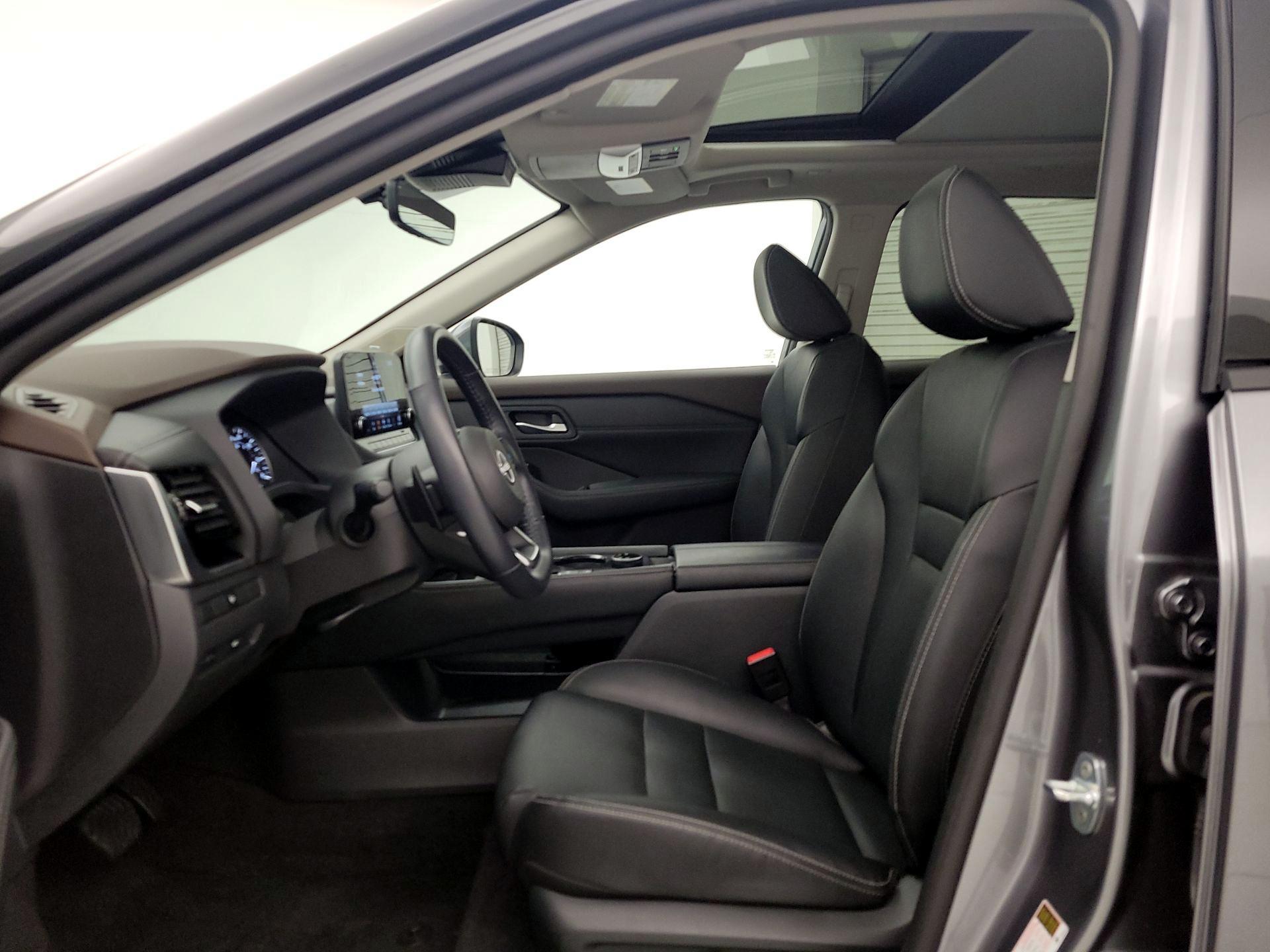 Thumbnail: 2023 Nissan Rogue - 19