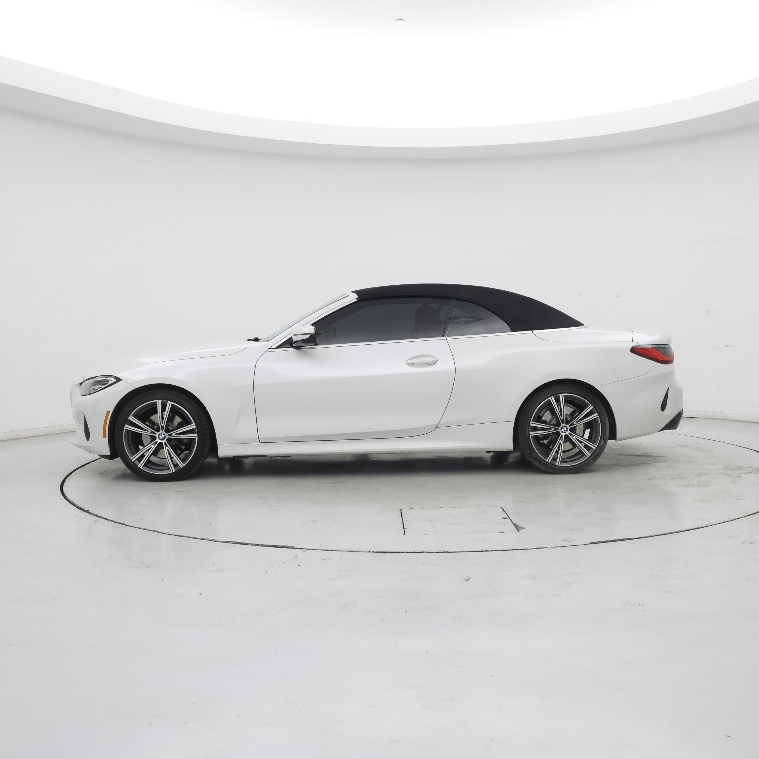 Thumbnail: 2022 BMW 4 Series - 3