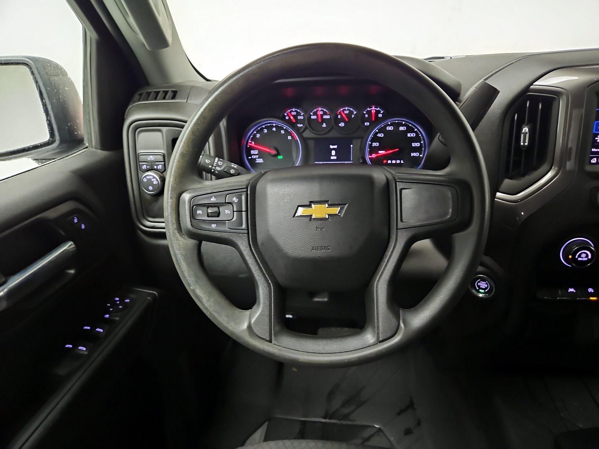 Thumbnail: 2023 Chevrolet Silverado 1500 - 10