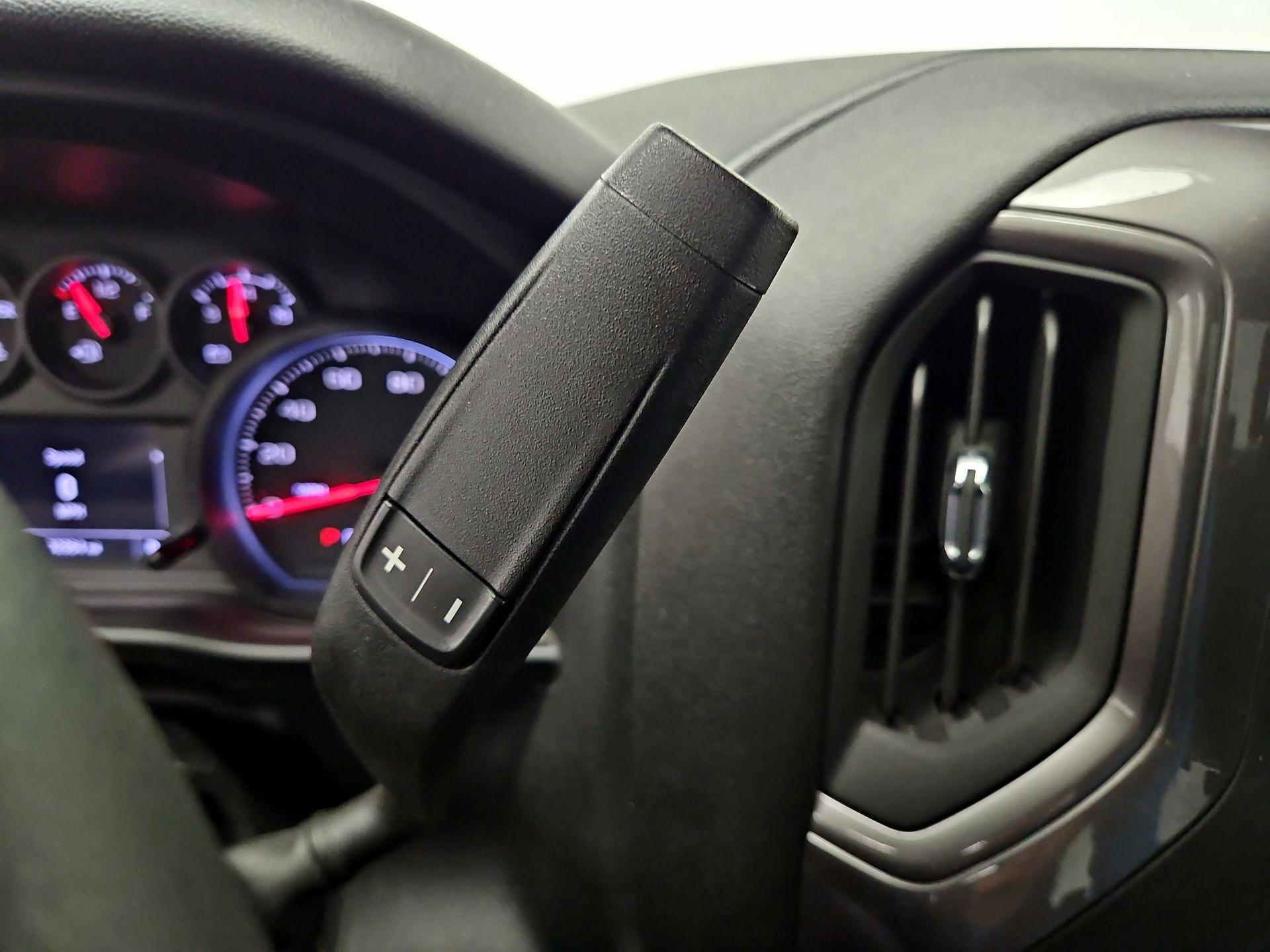Thumbnail: 2023 Chevrolet Silverado 1500 - 17