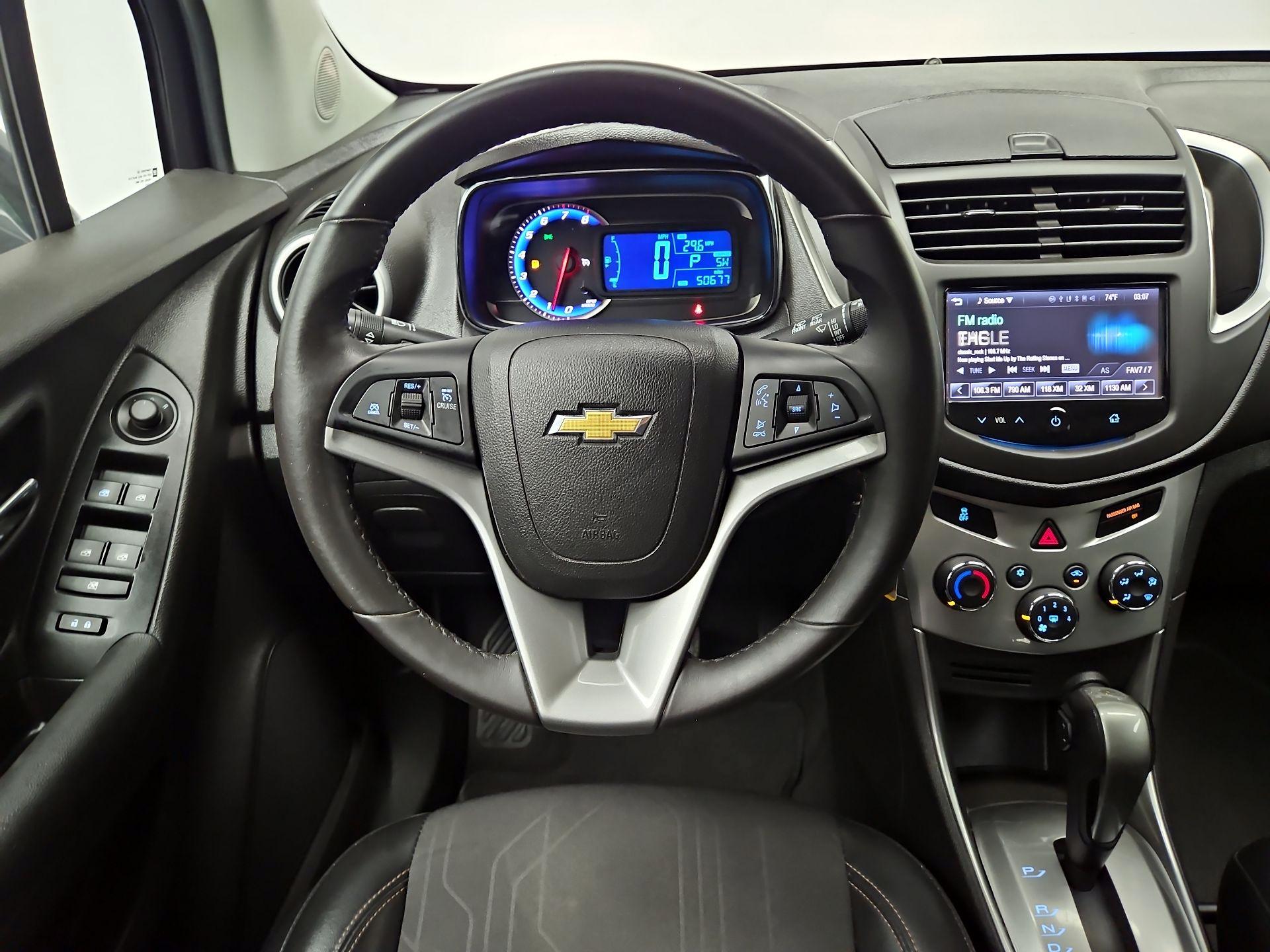Thumbnail: 2016 Chevrolet Trax - 10
