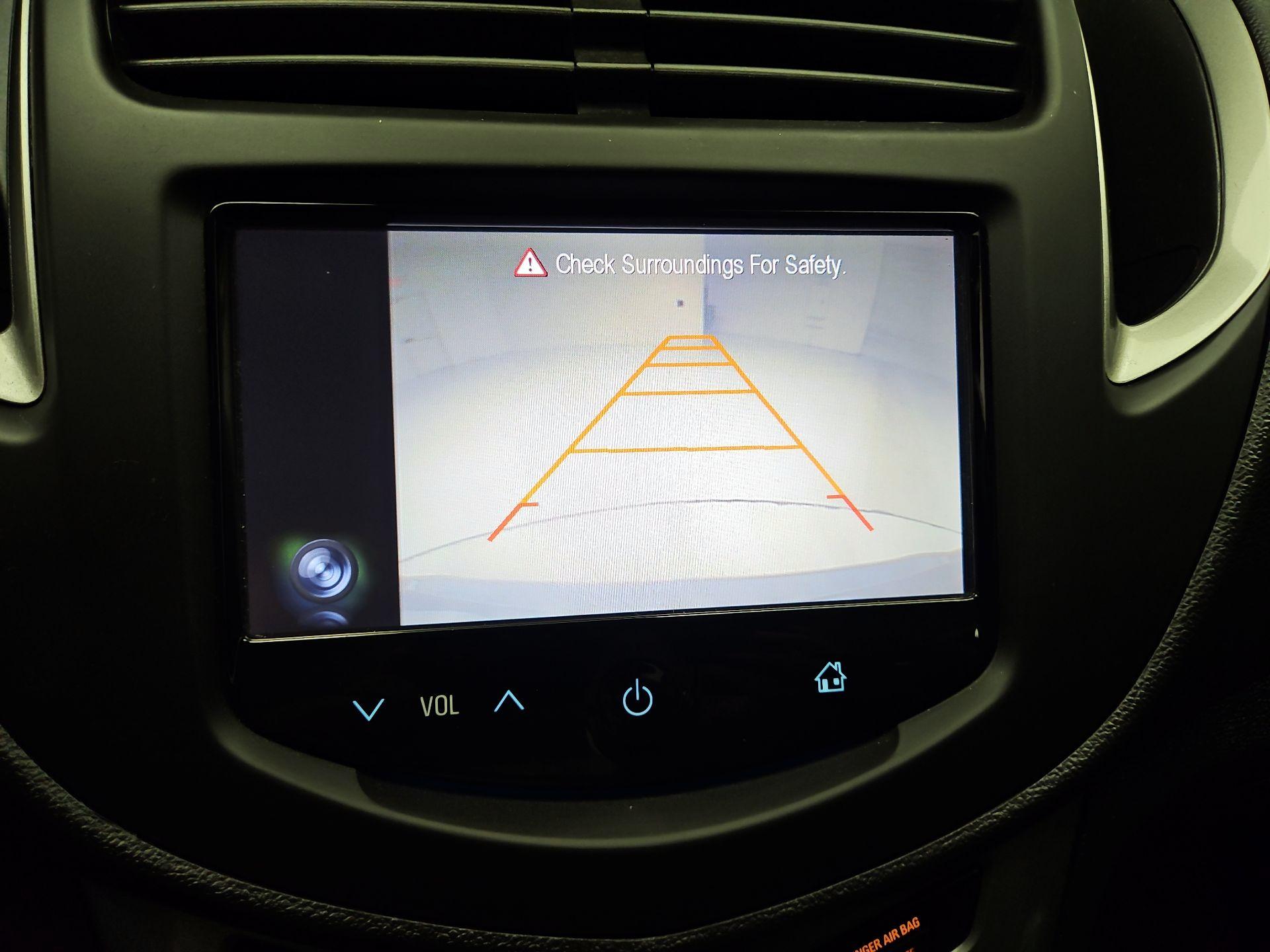 Thumbnail: 2016 Chevrolet Trax - 14
