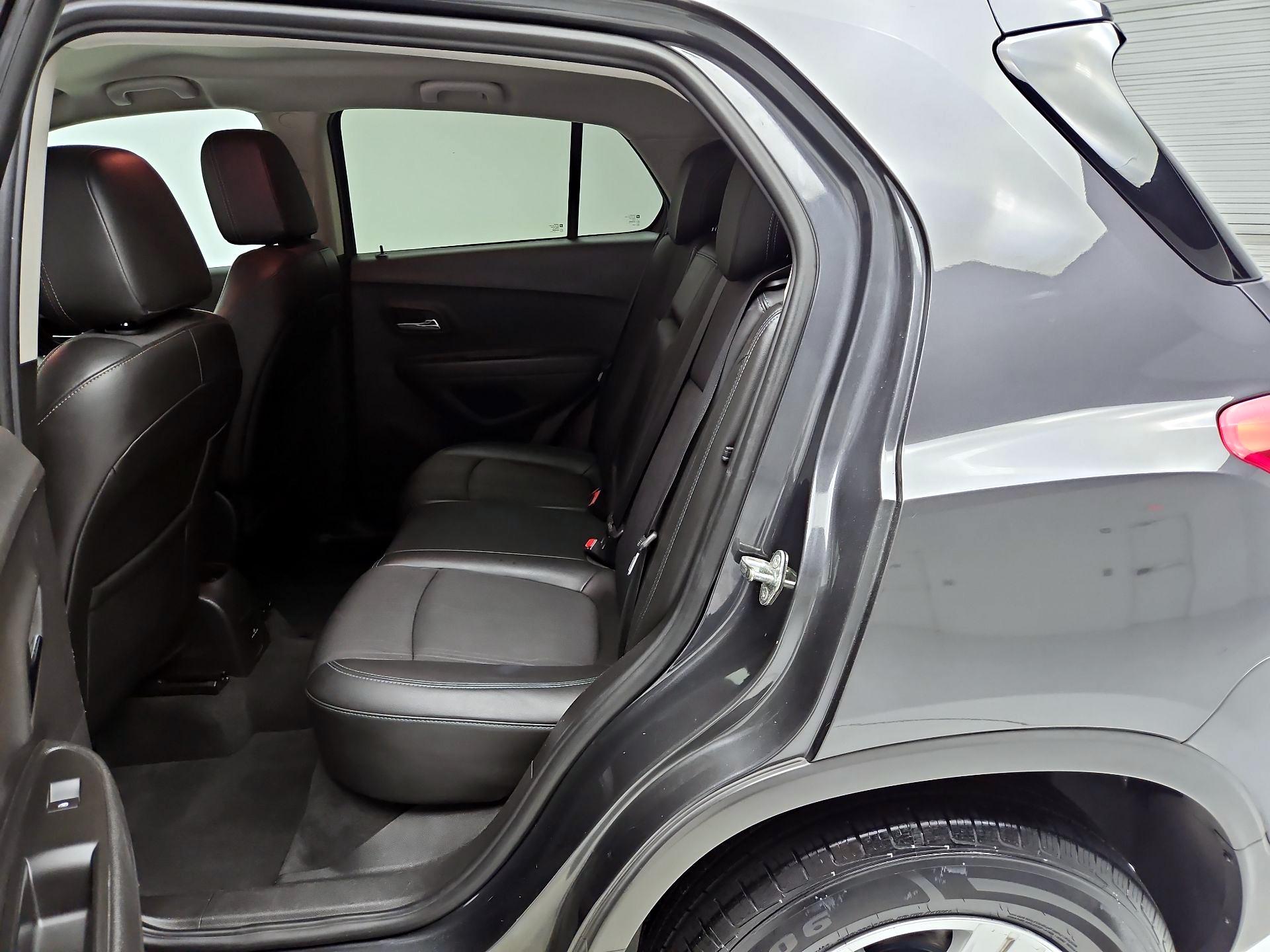 Thumbnail: 2016 Chevrolet Trax - 19