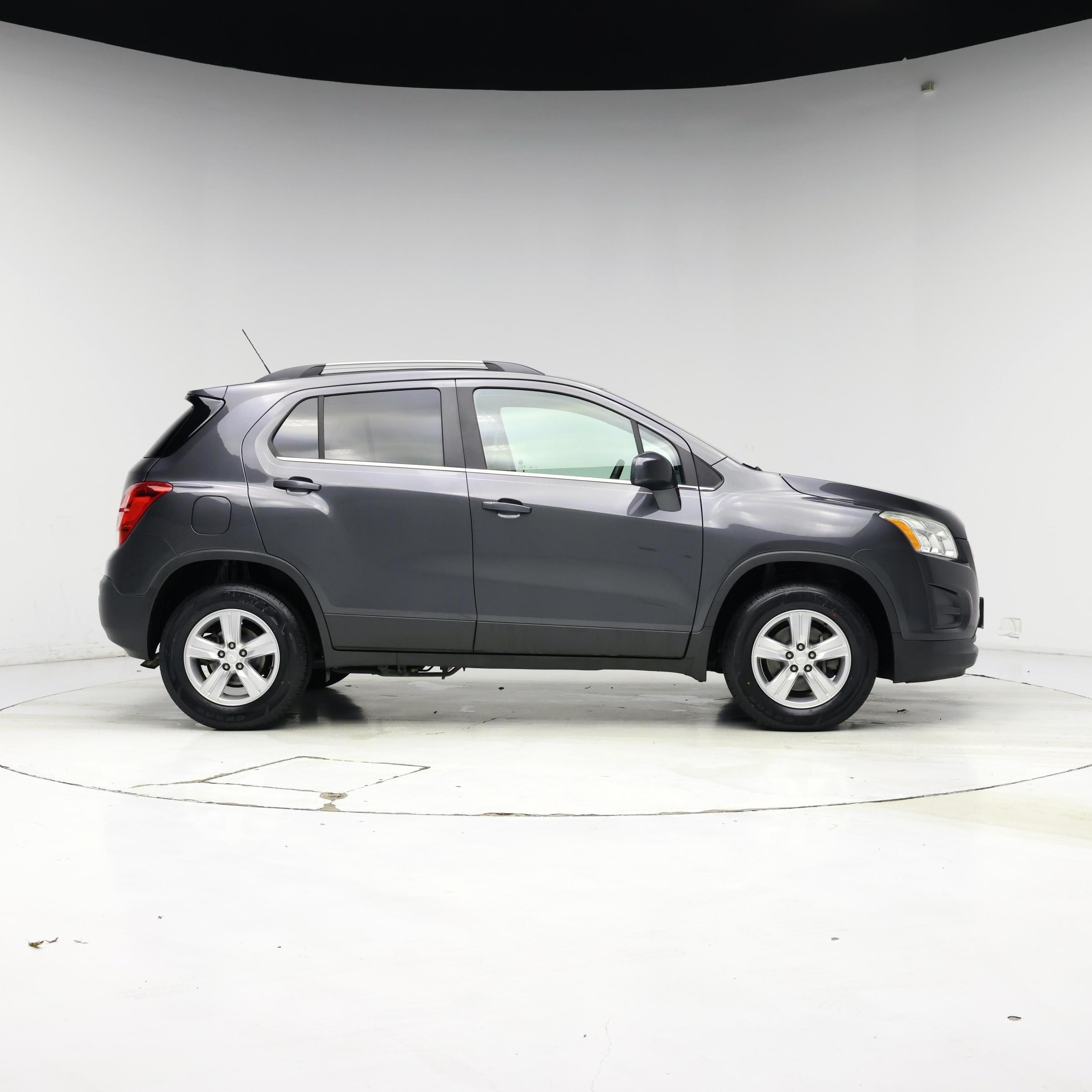 Thumbnail: 2016 Chevrolet Trax - 7