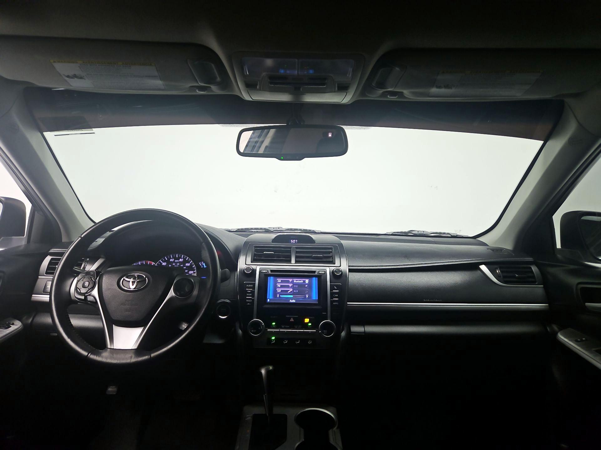 Thumbnail: 2014 Toyota Camry - 9