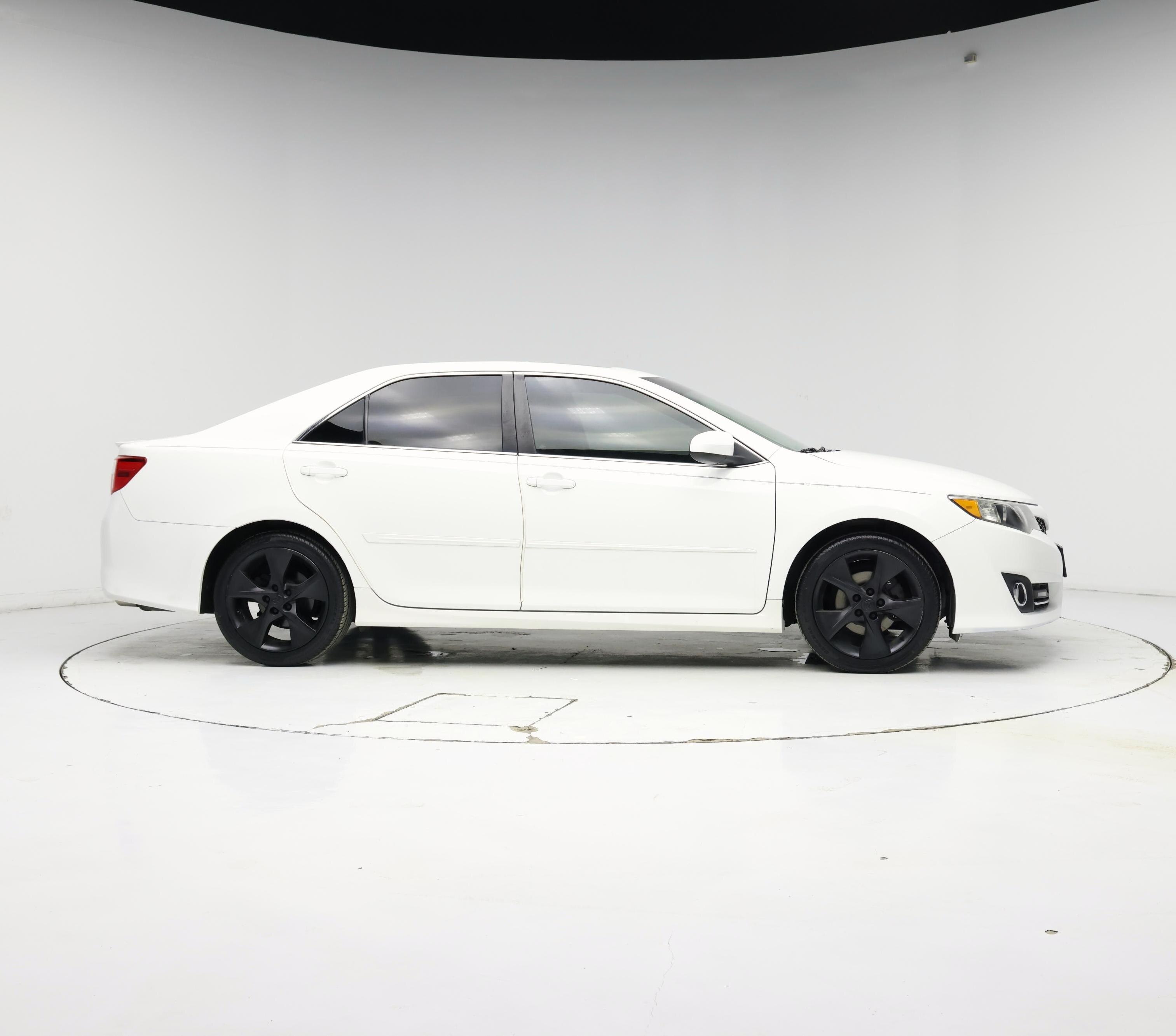 Thumbnail: 2014 Toyota Camry - 7