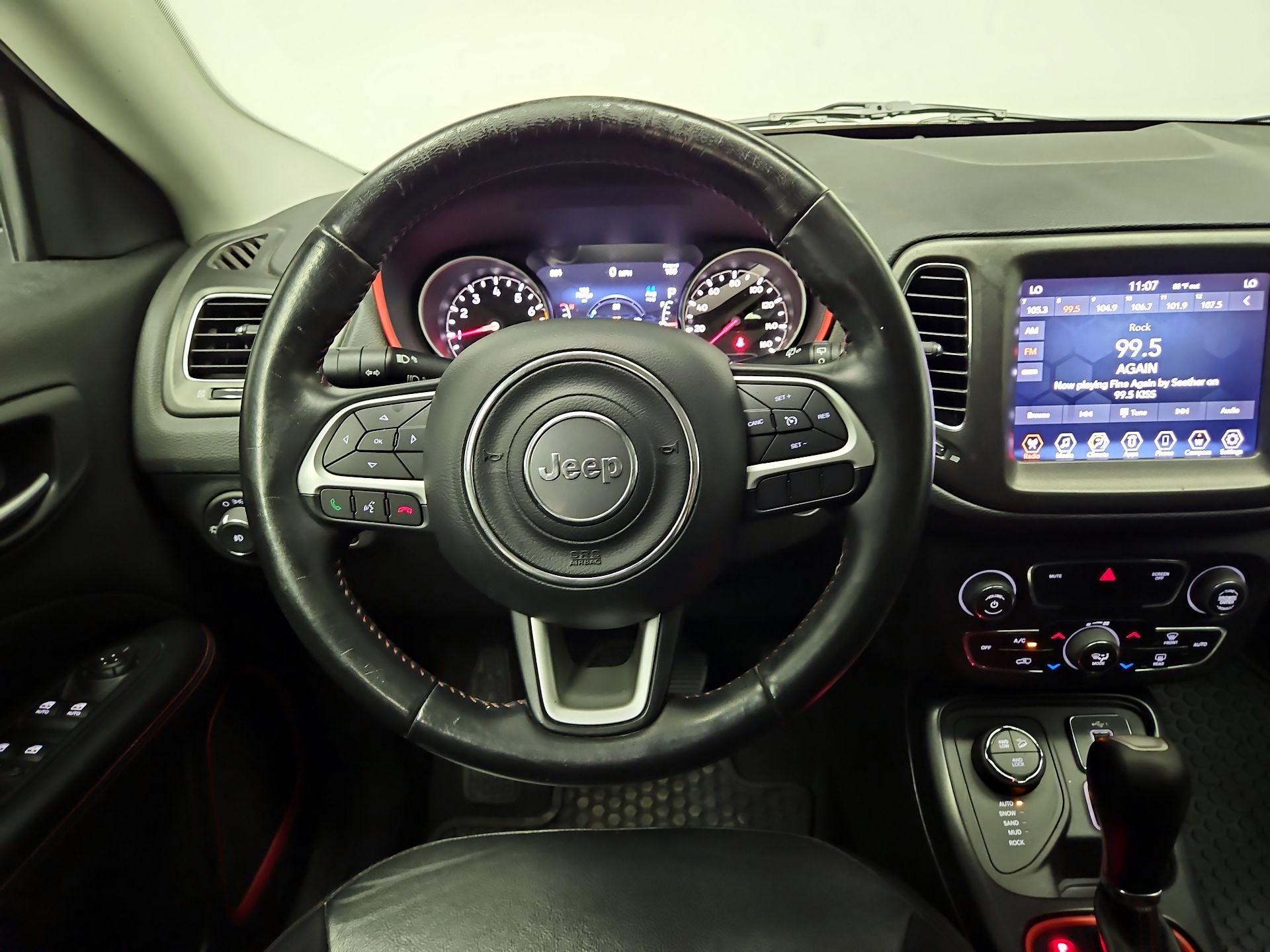 Thumbnail: 2019 Jeep Compass - 10