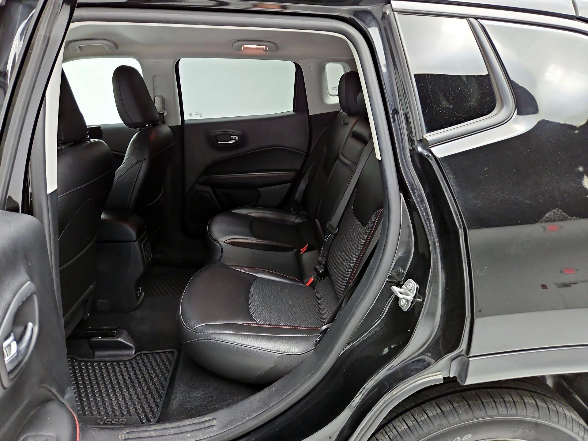 Thumbnail: 2019 Jeep Compass - 19