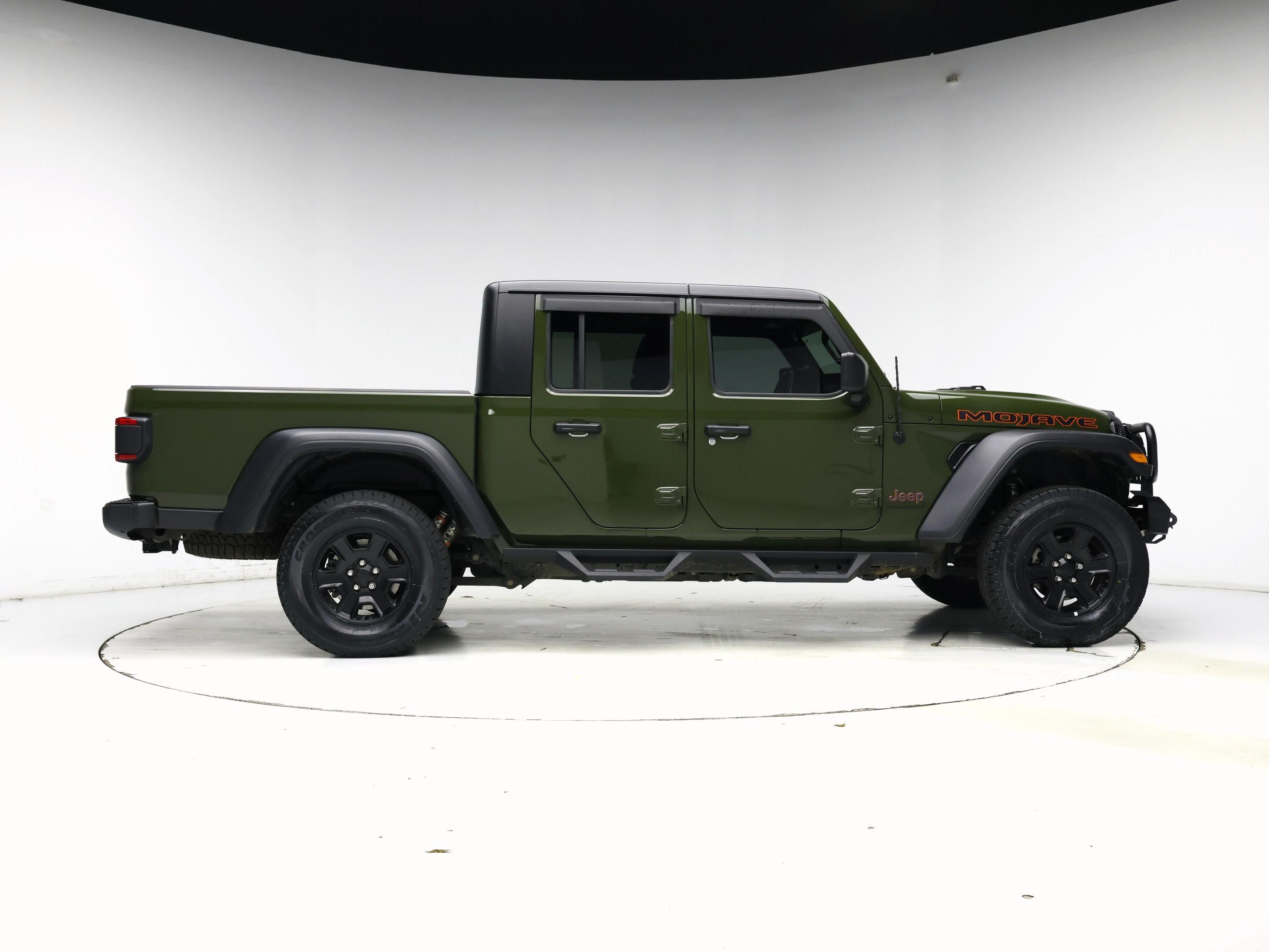 Thumbnail: 2023 Jeep Gladiator - 7