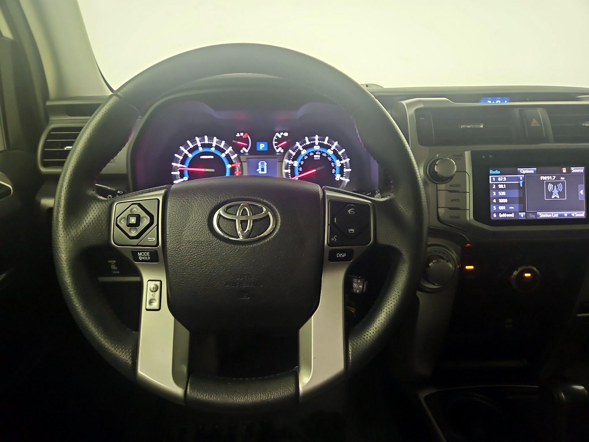 Thumbnail: 2018 Toyota 4Runner - 10