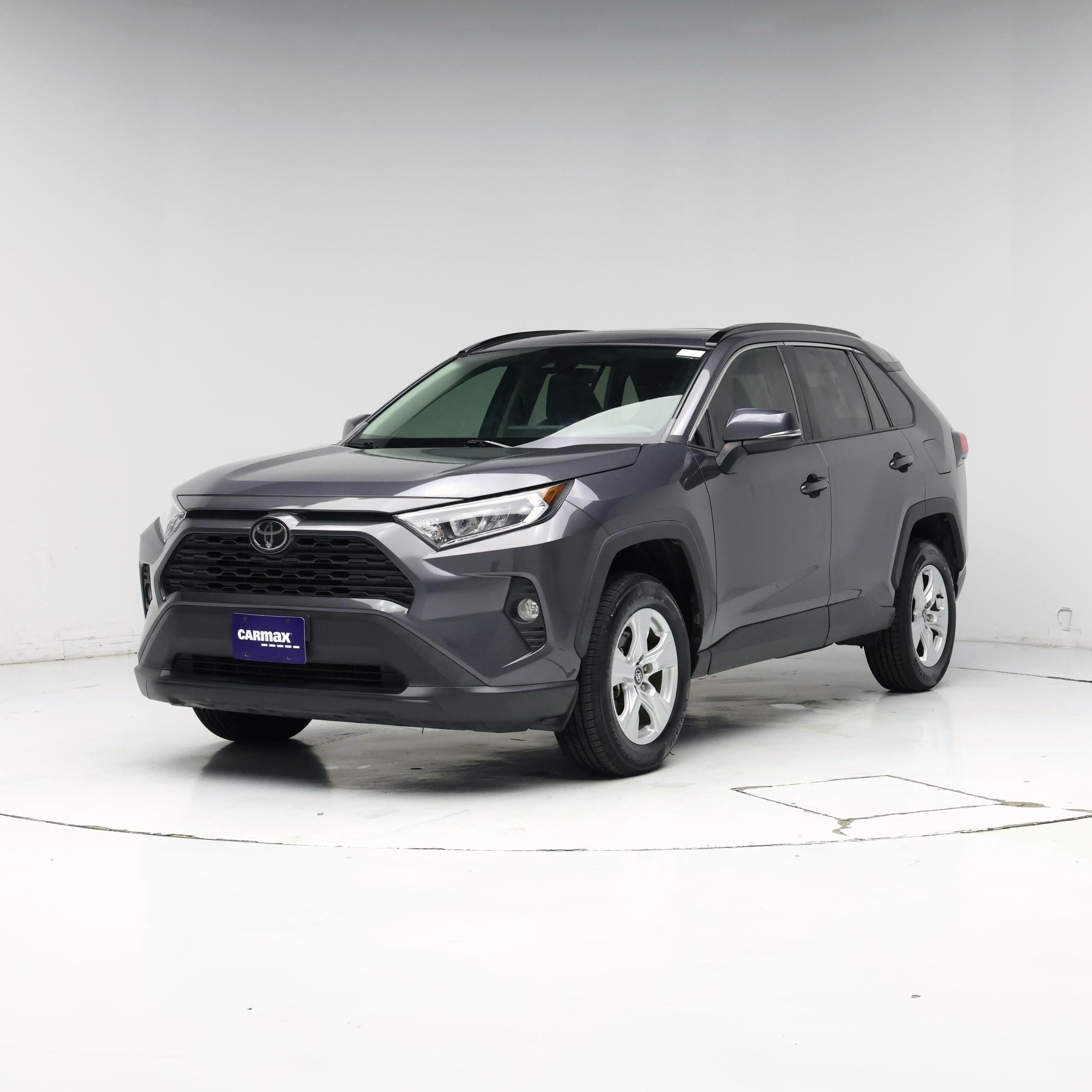 Thumbnail: 2020 Toyota RAV4 - 4