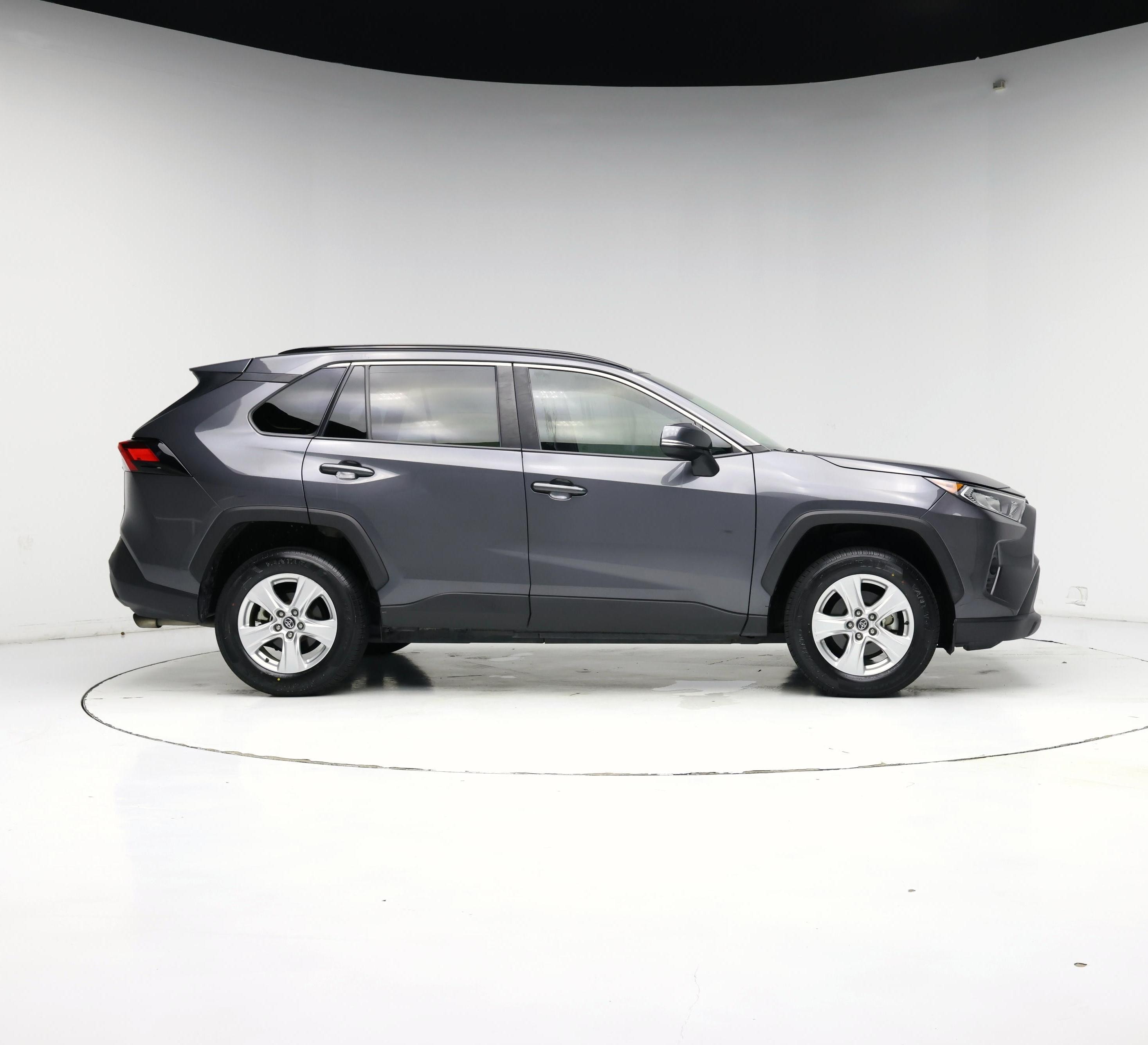 Thumbnail: 2020 Toyota RAV4 - 7