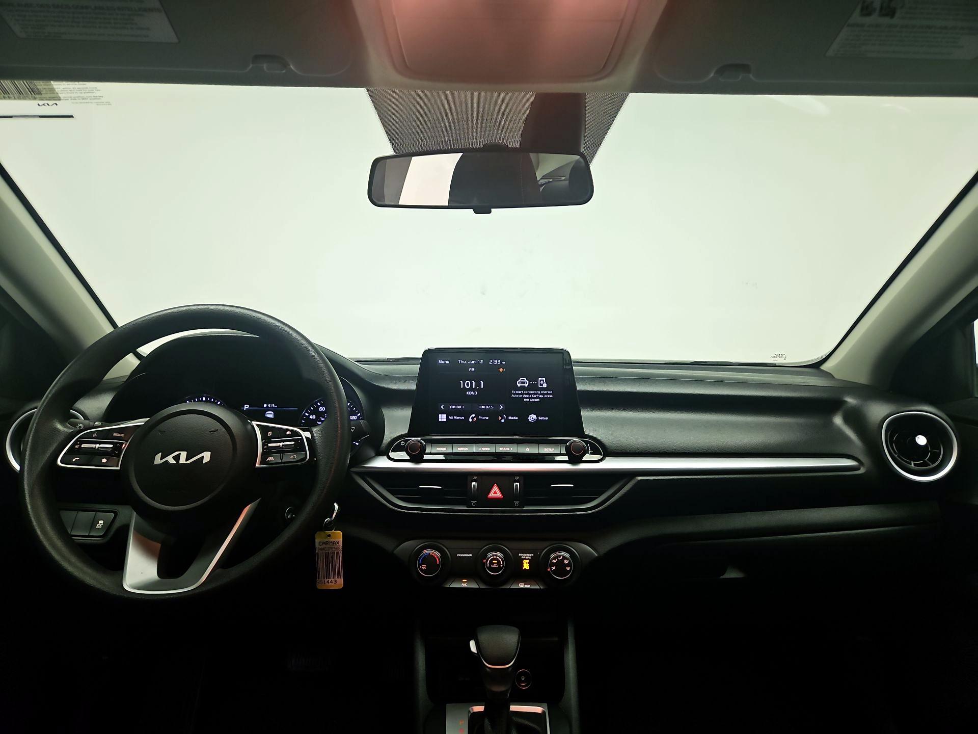 Thumbnail: 2023 Kia Forte - 9