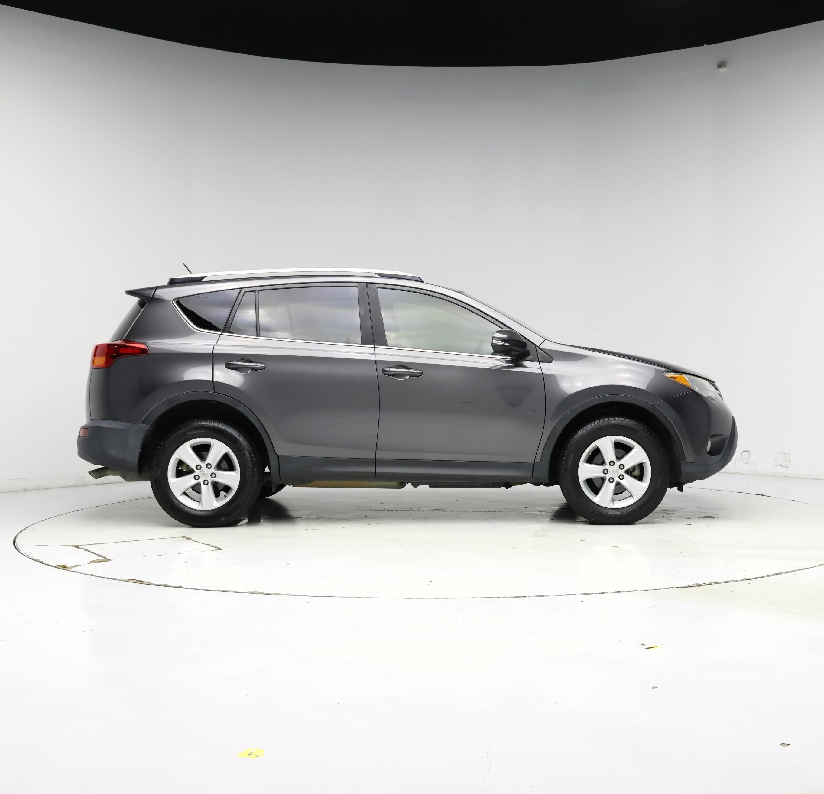 Thumbnail: 2013 Toyota RAV4 - 7