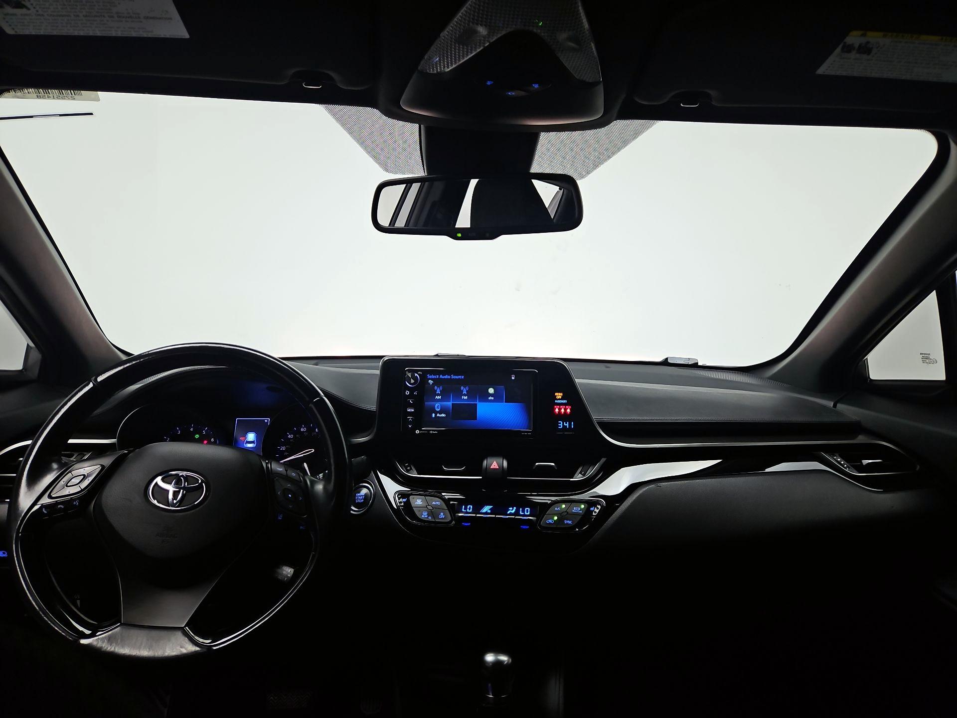 Thumbnail: 2018 Toyota C-HR - 9