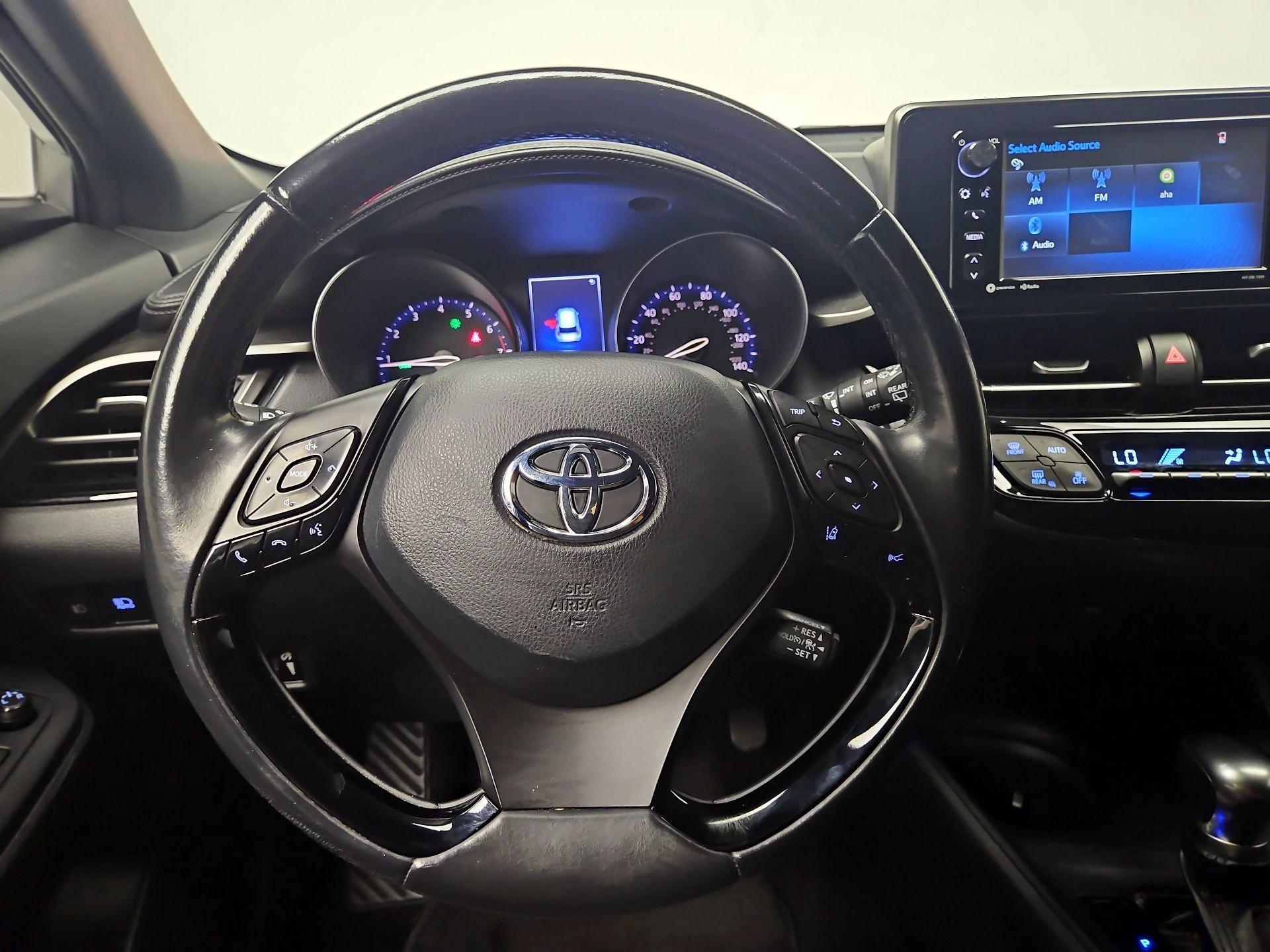 Thumbnail: 2018 Toyota C-HR - 10