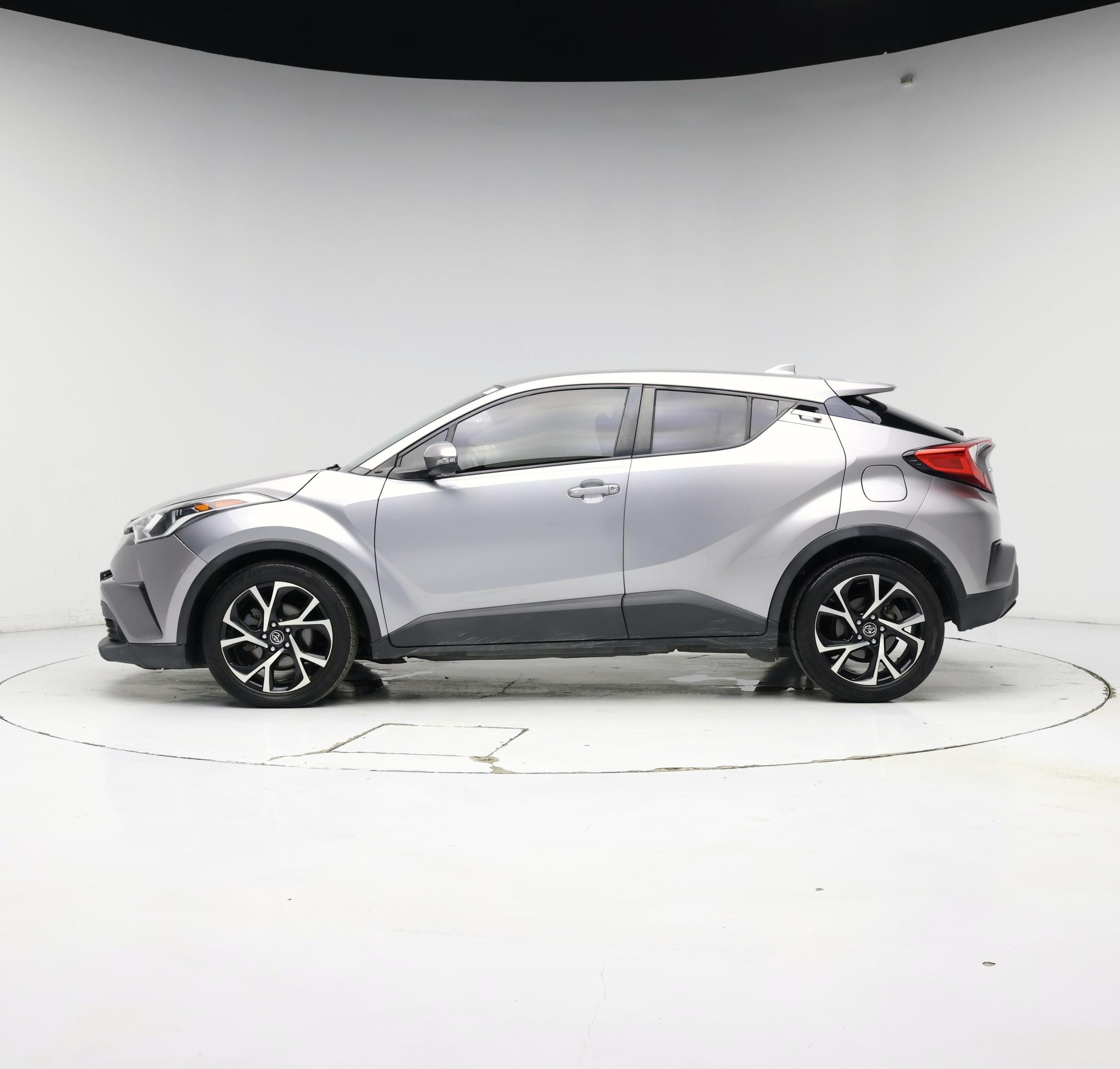 Thumbnail: 2018 Toyota C-HR - 3