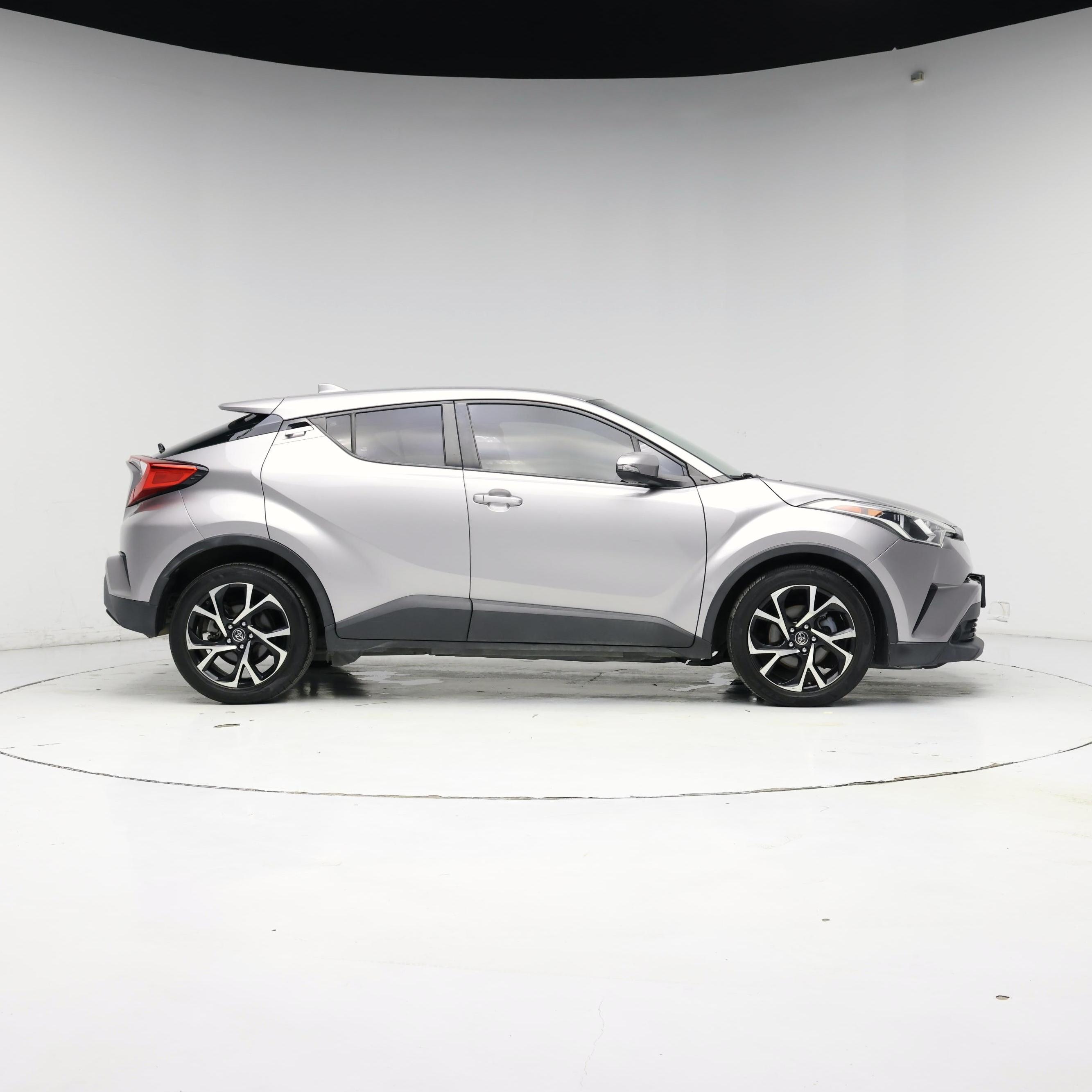 Thumbnail: 2018 Toyota C-HR - 7