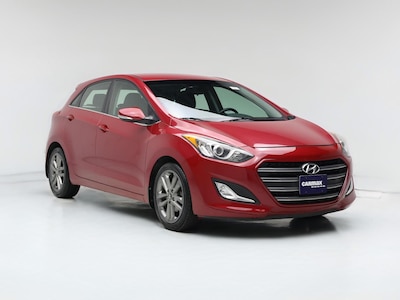 Red 2016 Hyundai Elantra GT