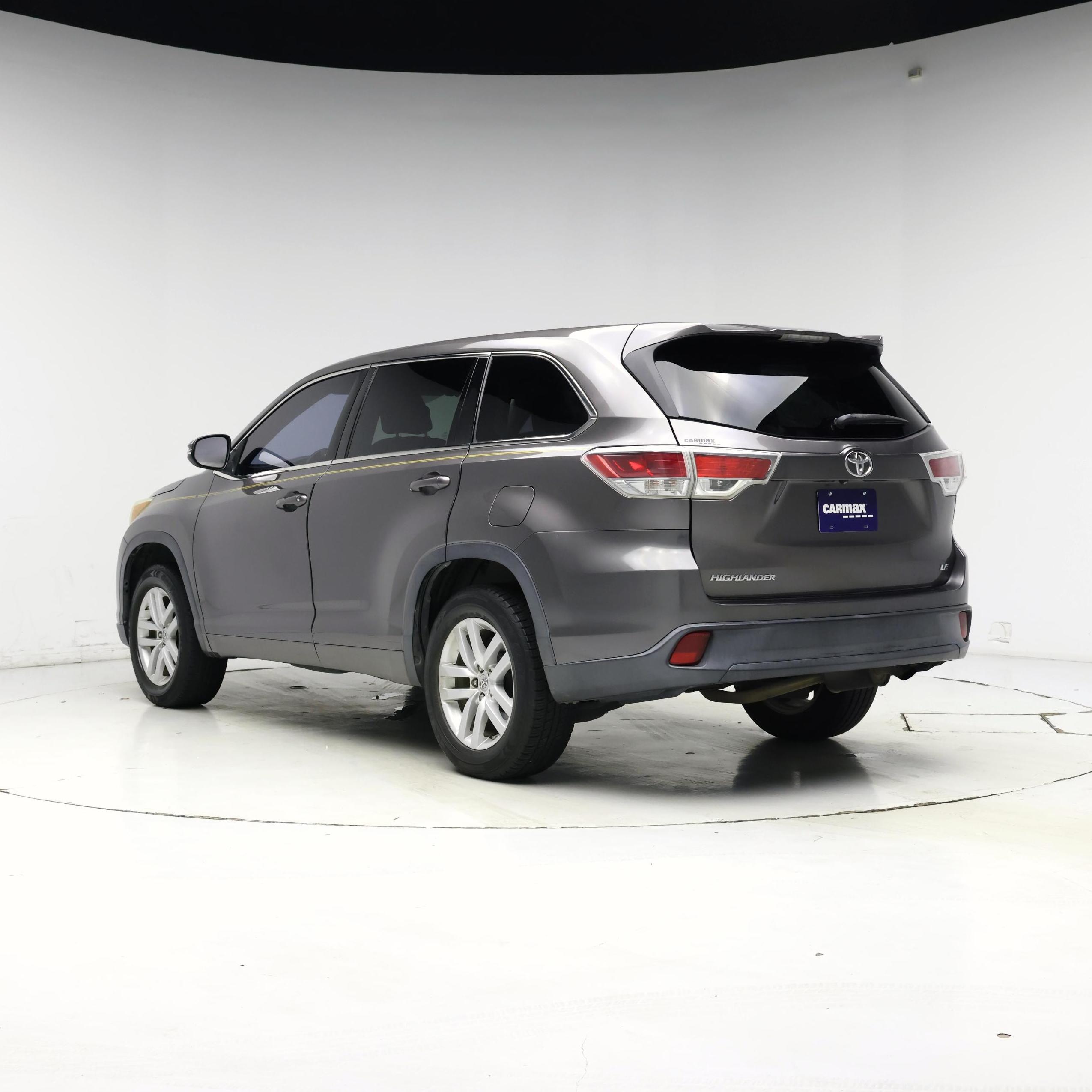 Thumbnail: 2015 Toyota Highlander - 2