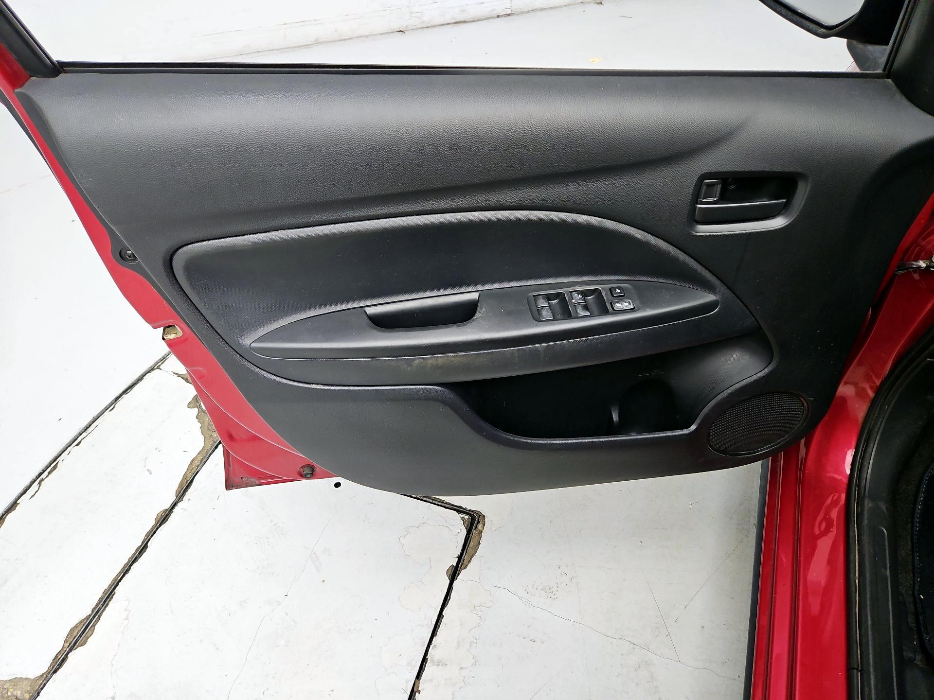 Thumbnail: 2019 Mitsubishi Mirage - 12