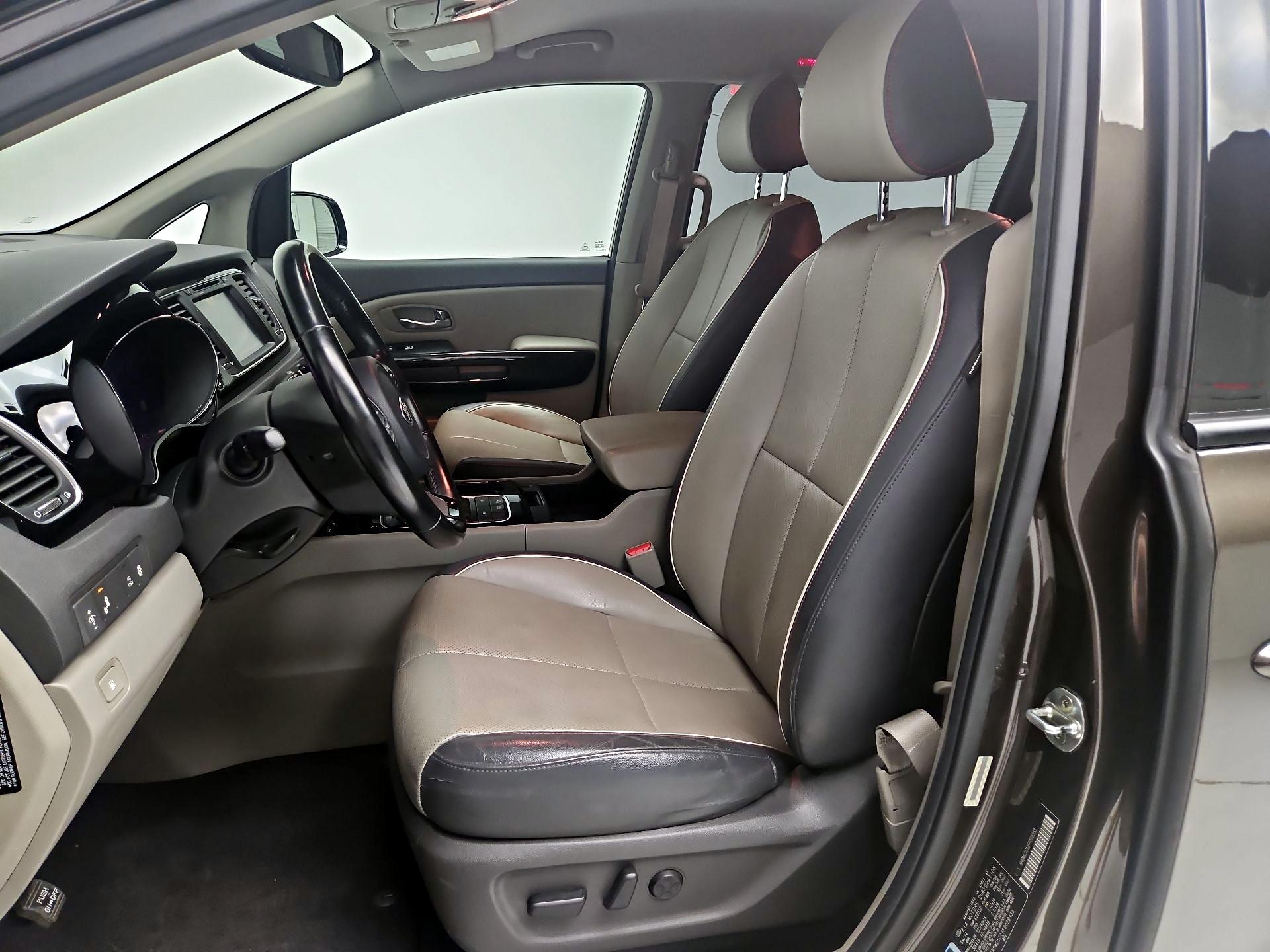 Thumbnail: 2015 Kia Sedona - 11