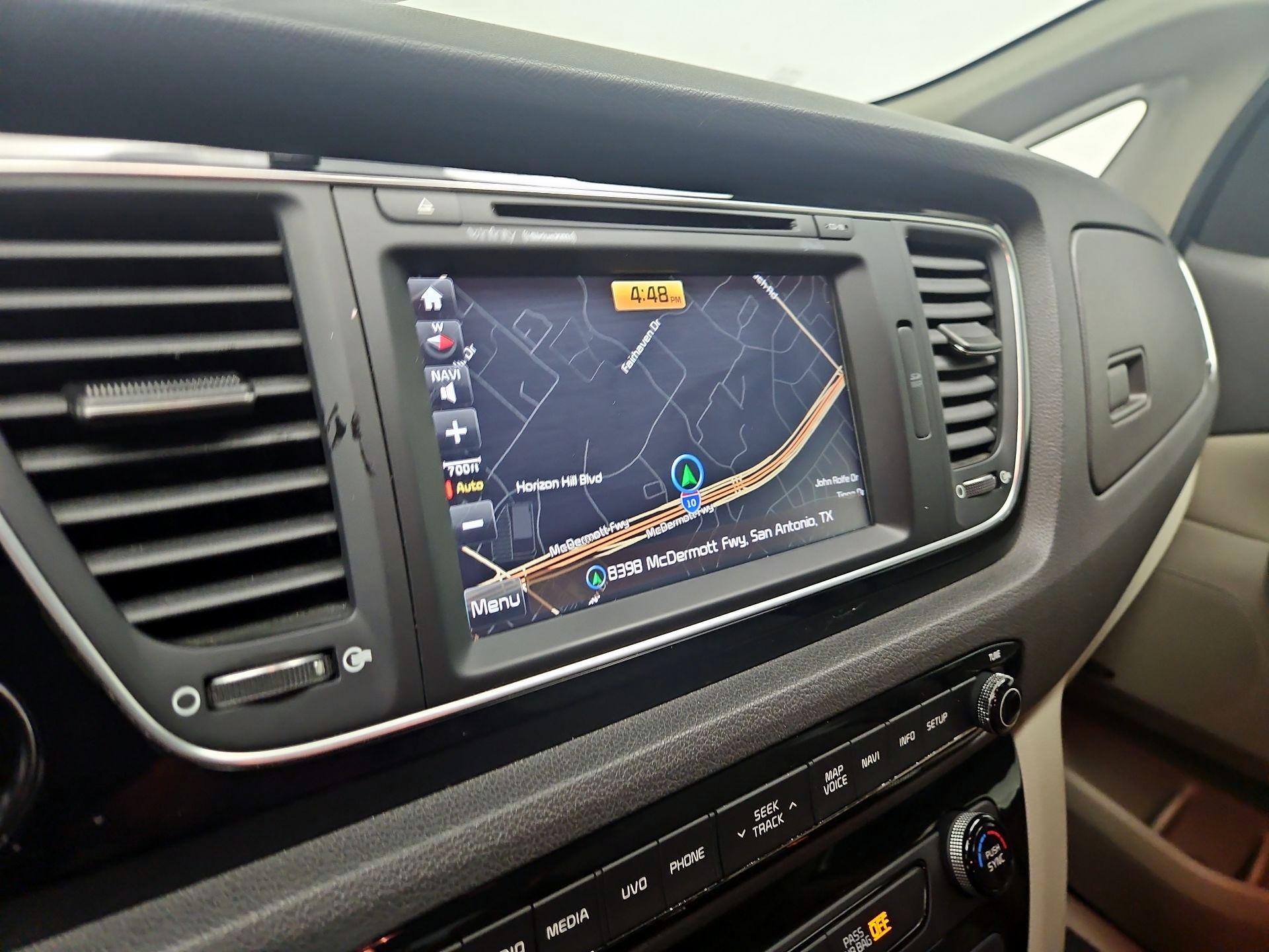 Thumbnail: 2015 Kia Sedona - 14