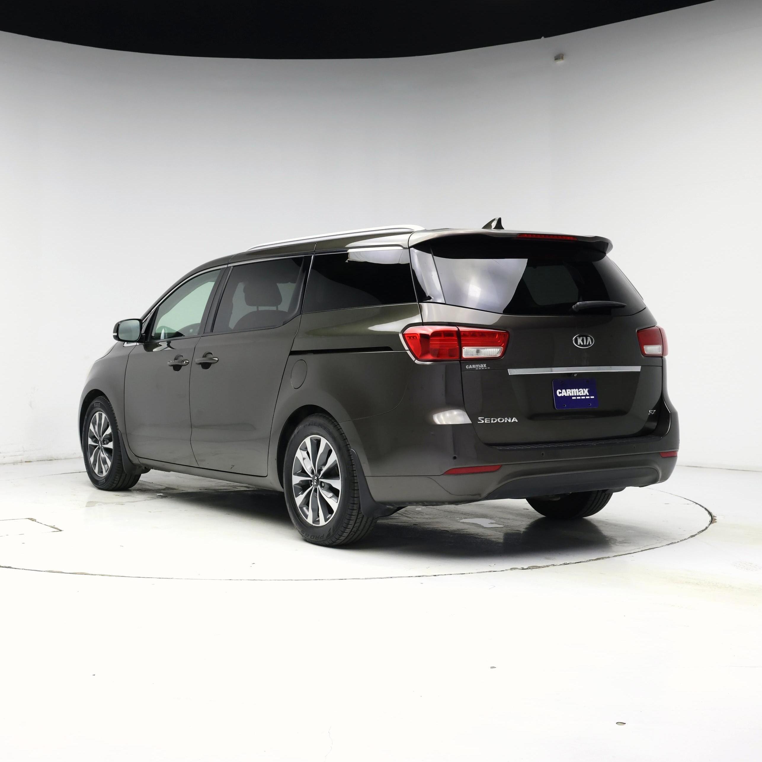 Thumbnail: 2015 Kia Sedona - 2