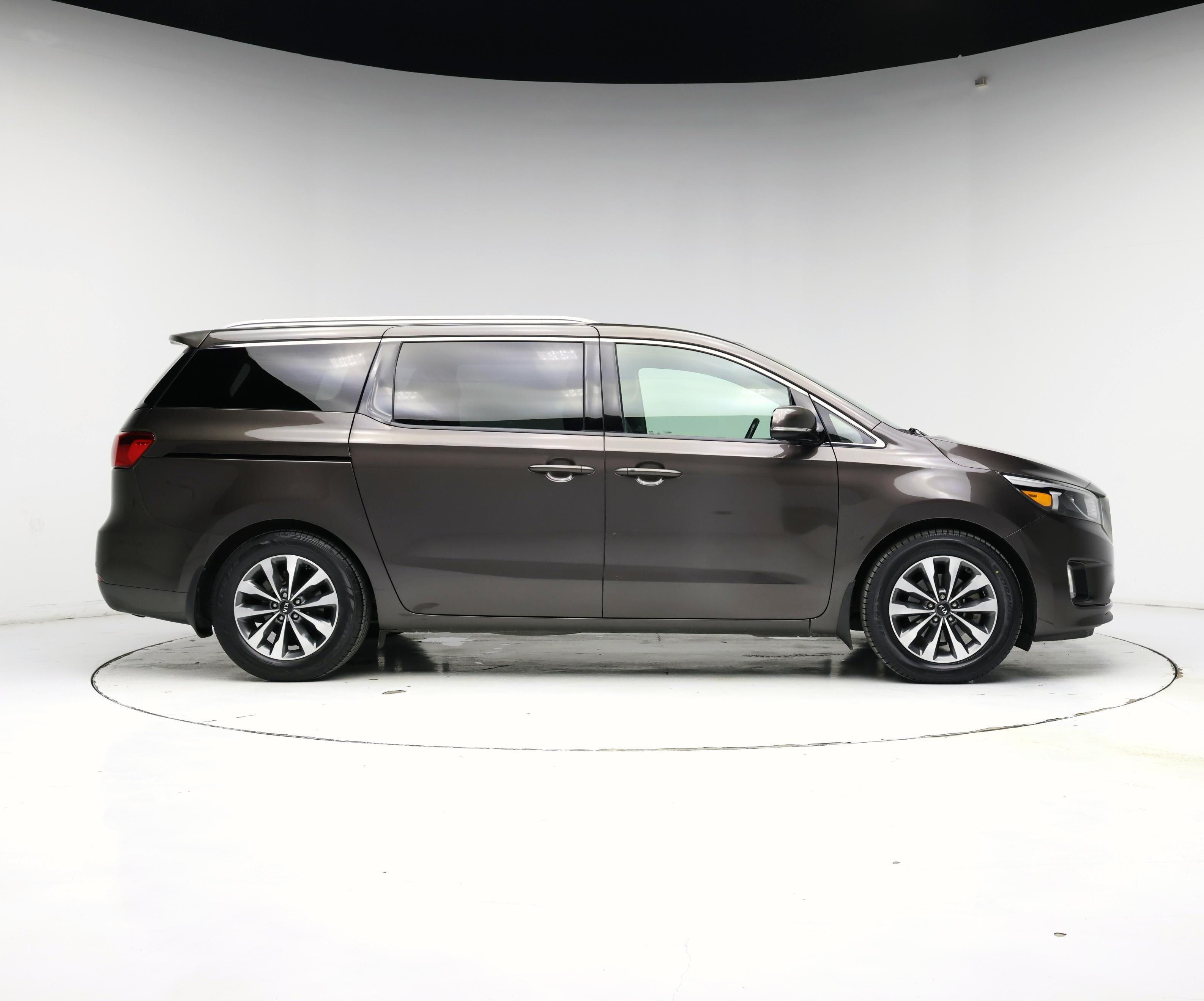 Thumbnail: 2015 Kia Sedona - 7