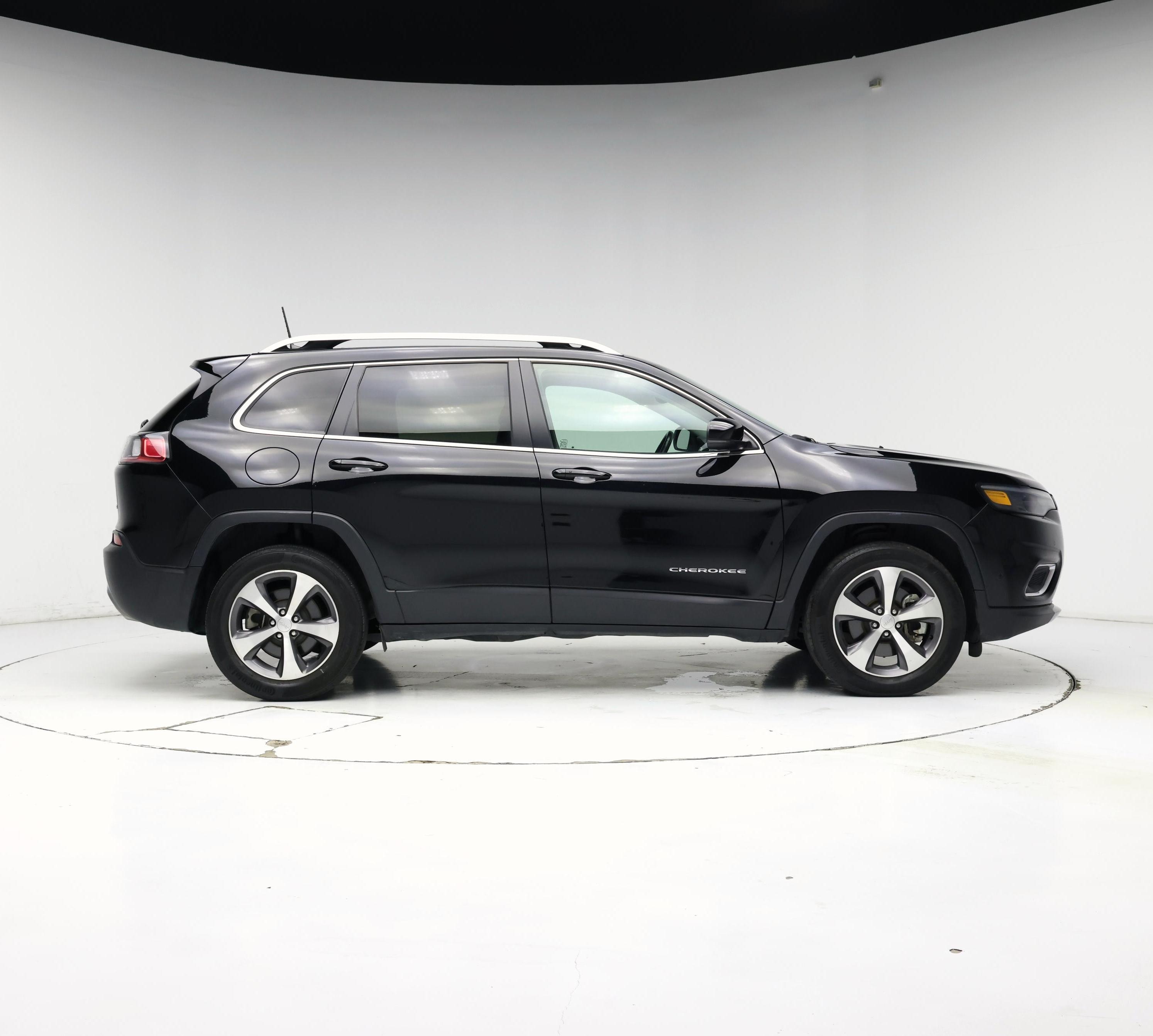 Thumbnail: 2021 Jeep Cherokee - 7