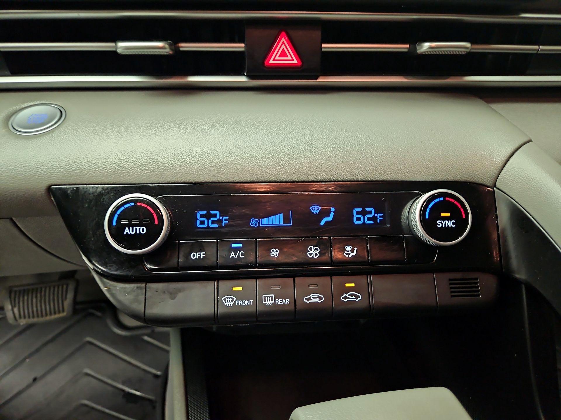 Thumbnail: 2022 Hyundai Elantra - 16