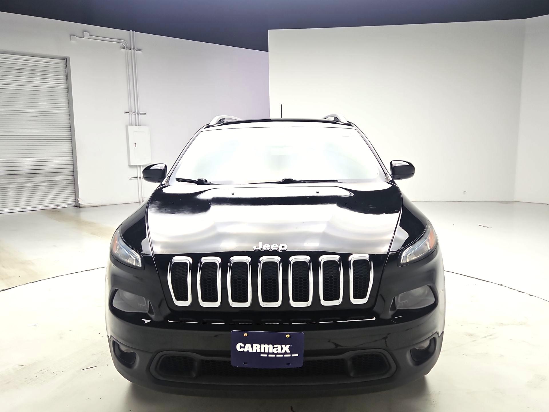 Thumbnail: 2017 Jeep Cherokee - 2