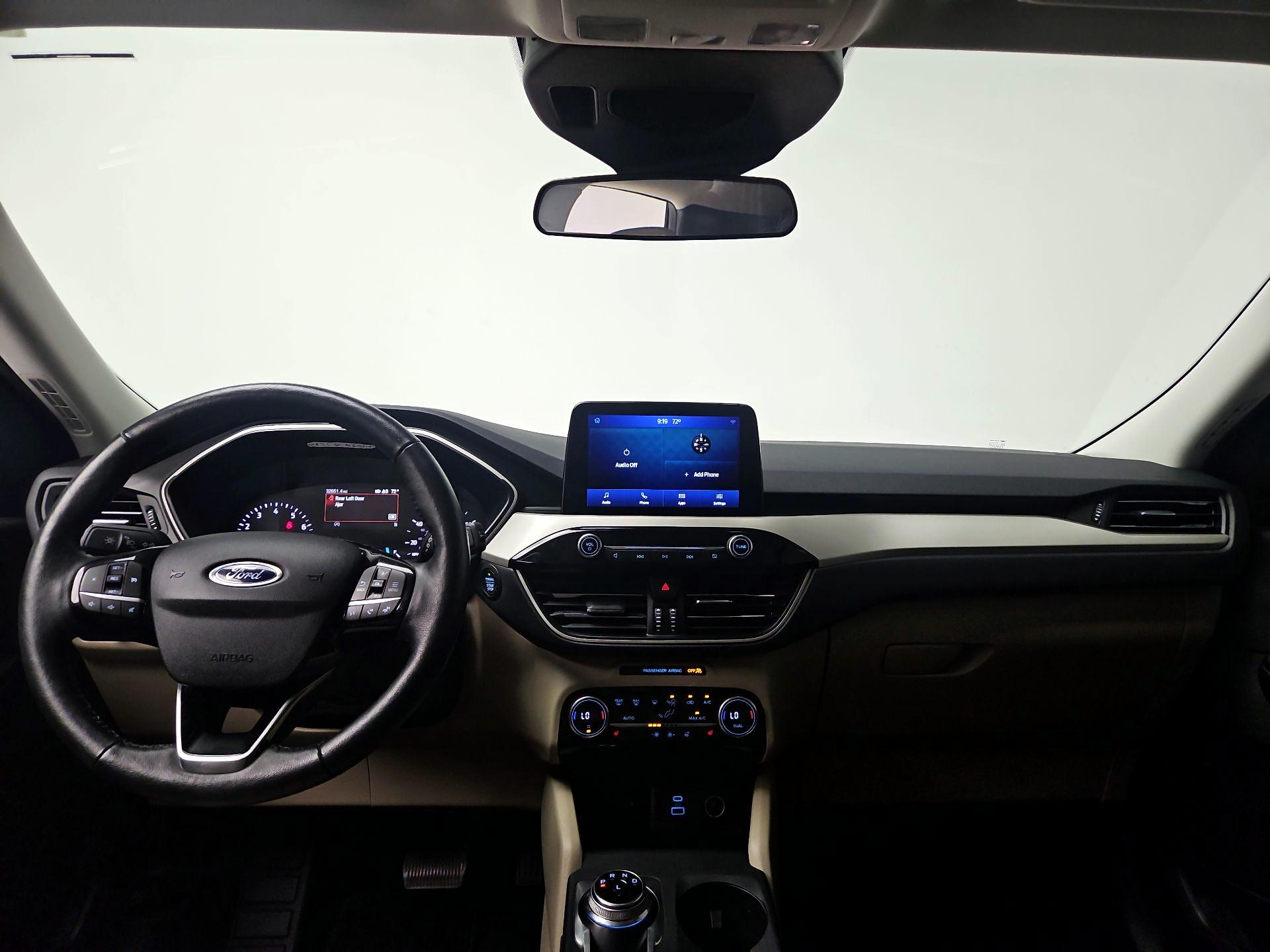 Thumbnail: 2021 Ford Escape - 9