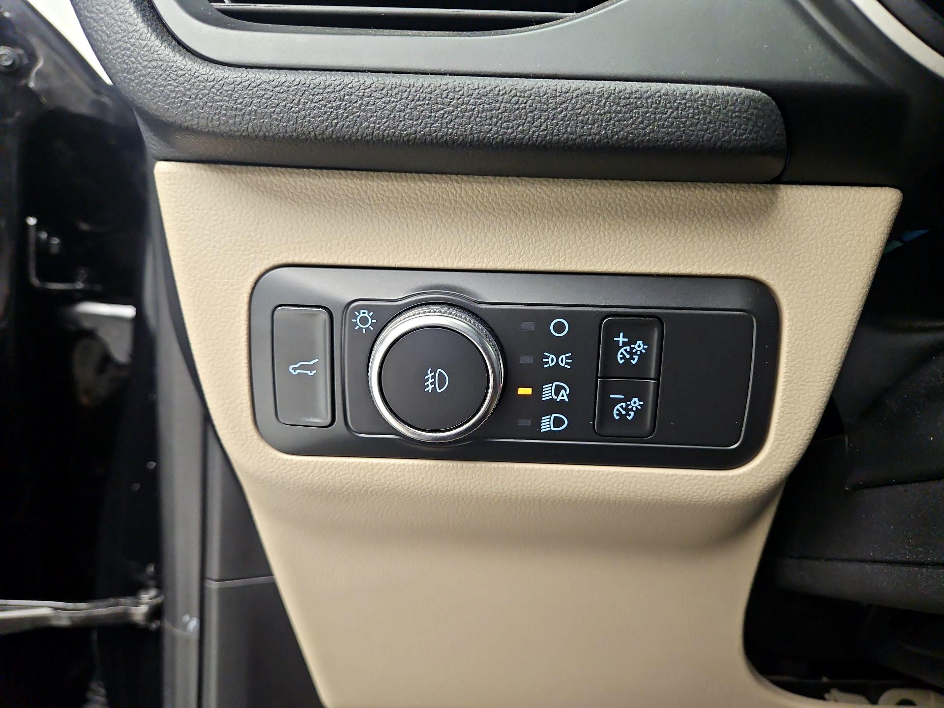 Thumbnail: 2021 Ford Escape - 13