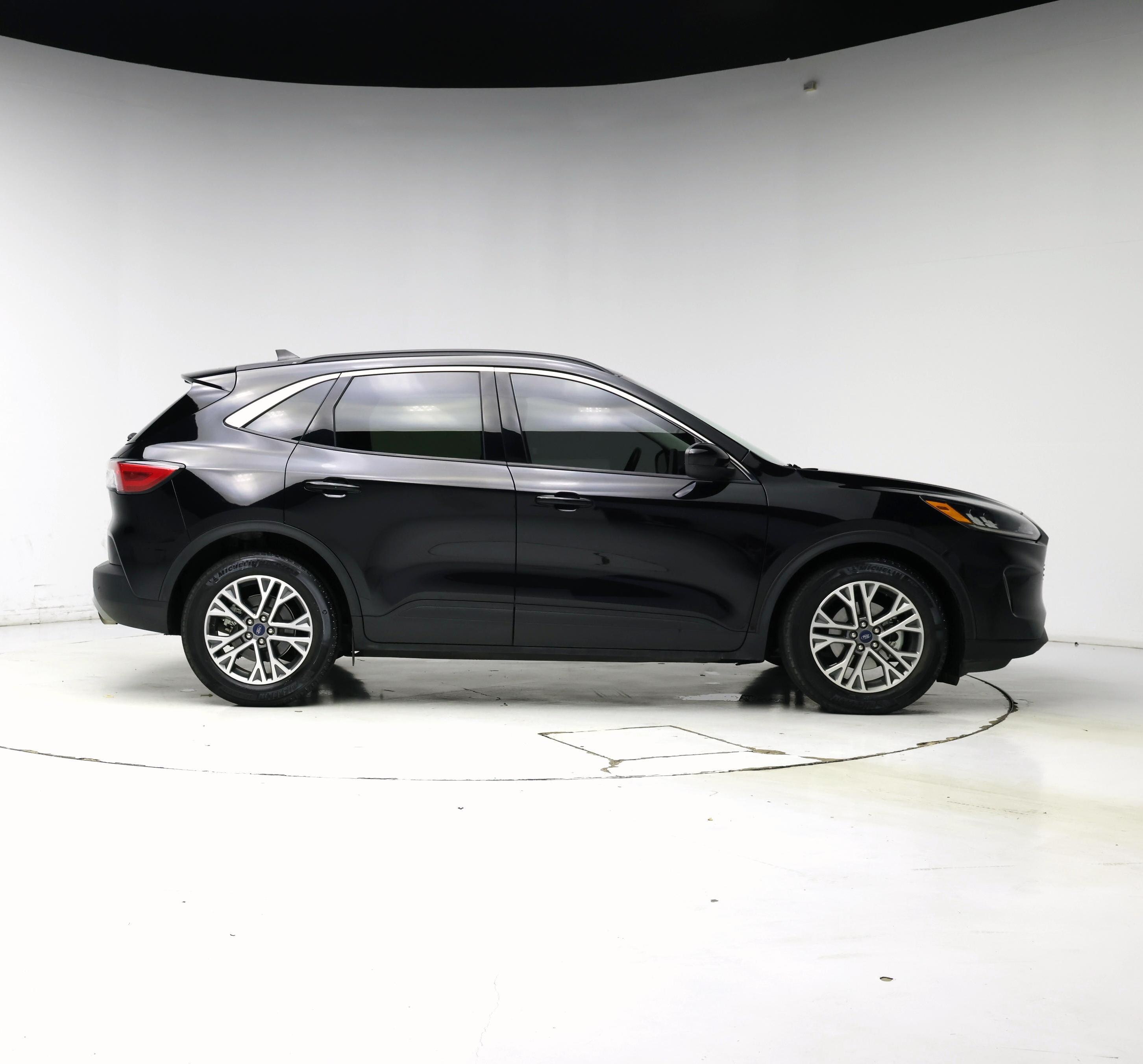 Thumbnail: 2021 Ford Escape - 7