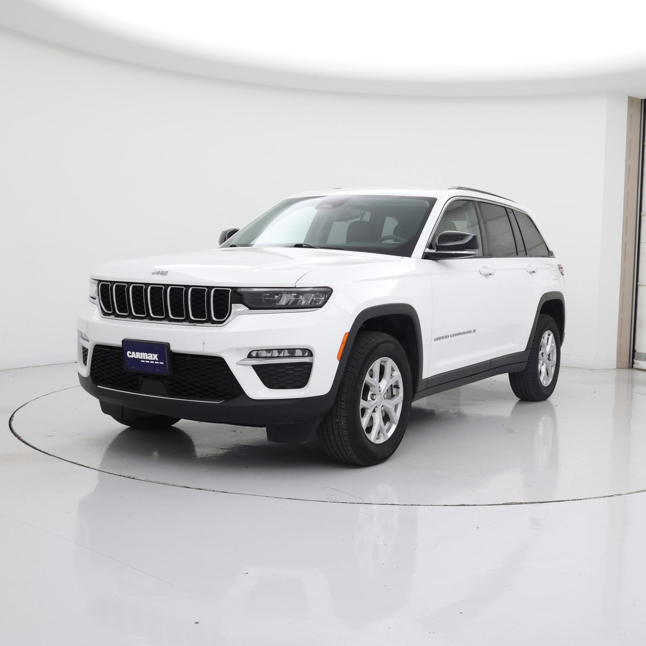 Thumbnail: 2023 Jeep Grand Cherokee - 4